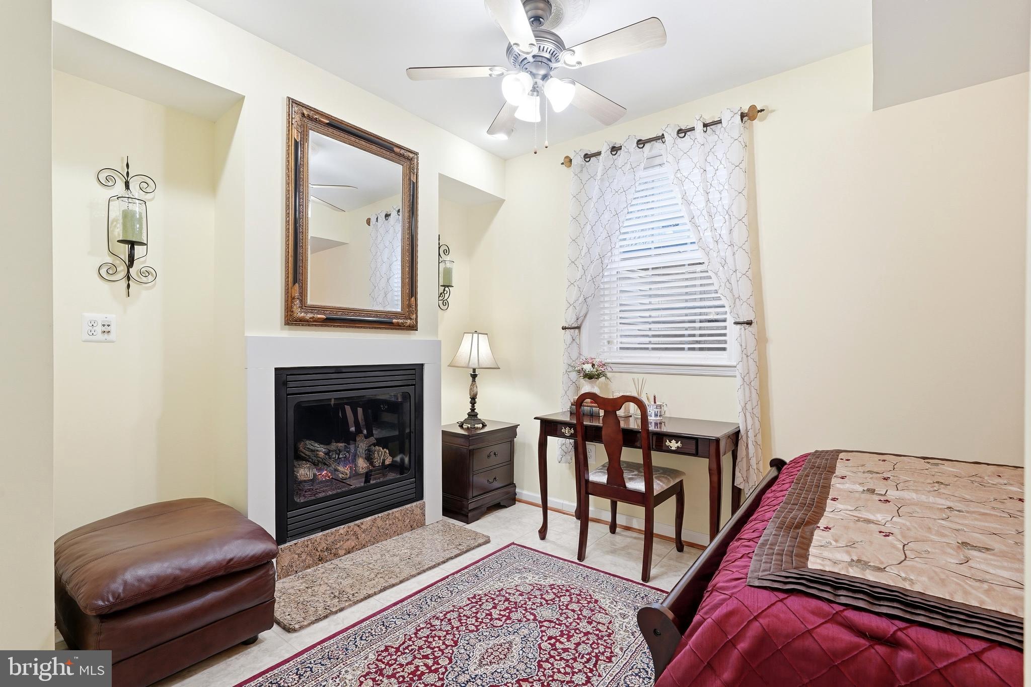 PRINCE WILLIAM TOWN CENTER - Residential