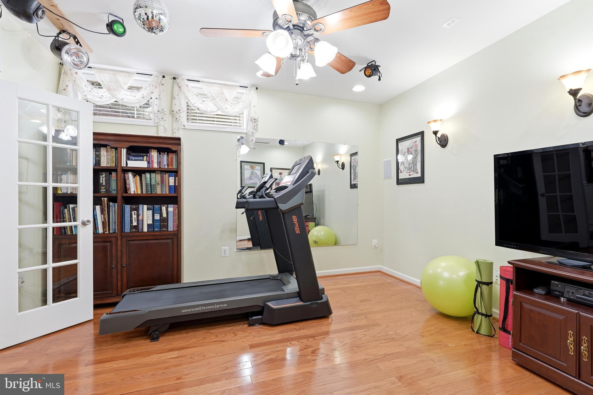 PRINCE WILLIAM TOWN CENTER - Residential