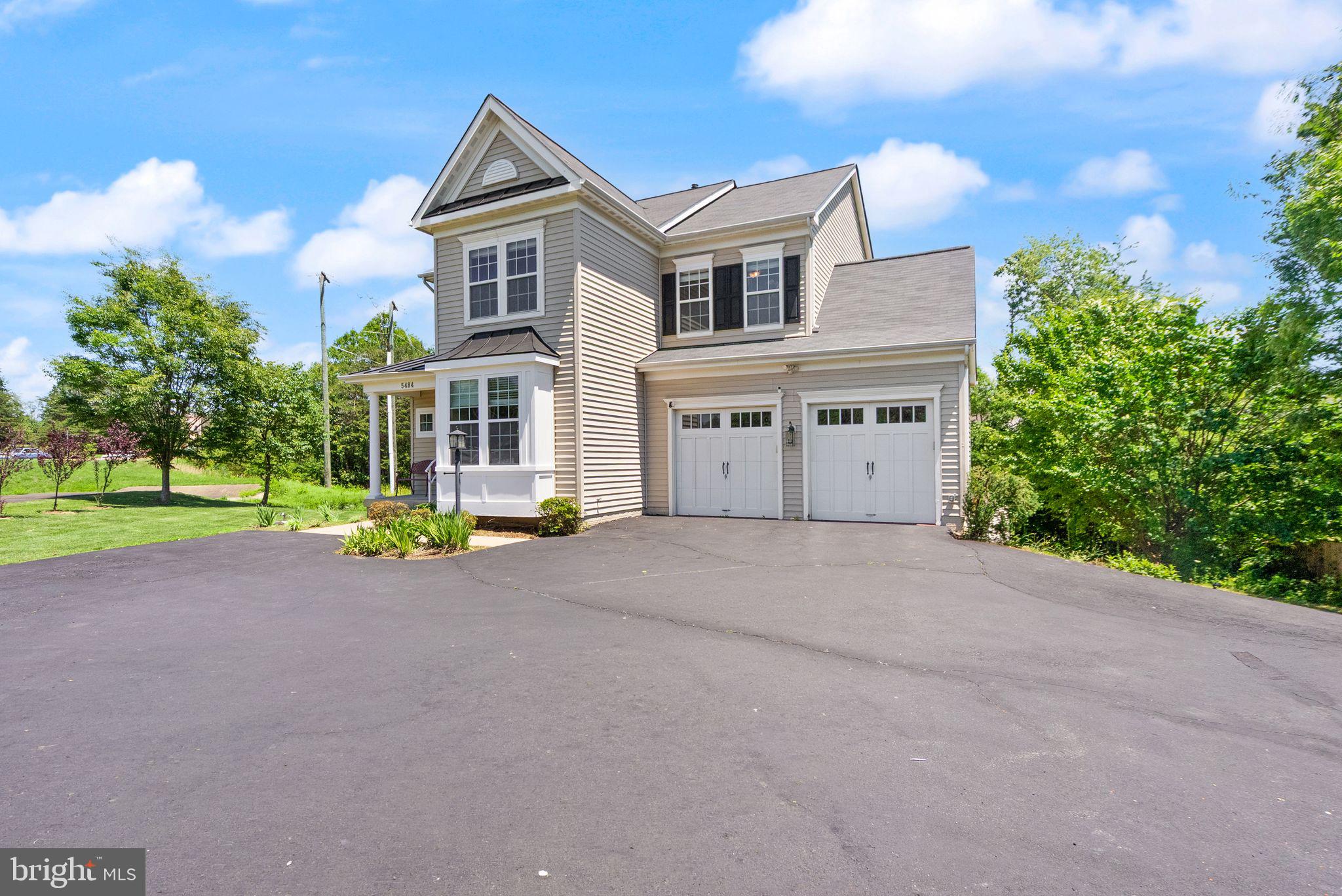 5484 AMBERVIEW COURT