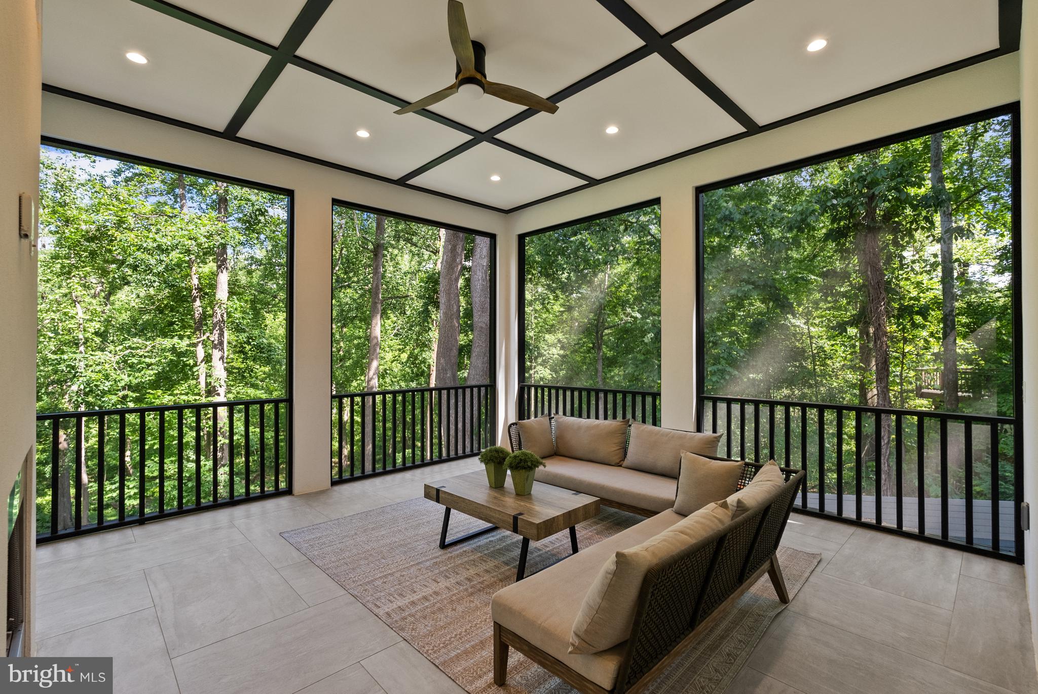 LANGLEY FOREST - Residential