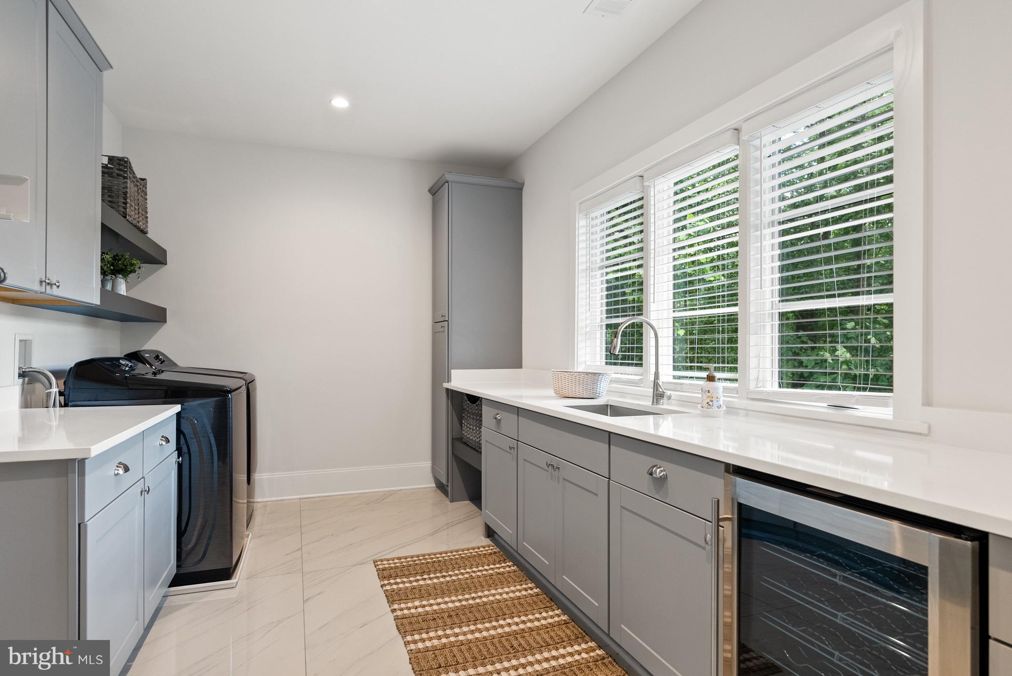 LANGLEY FOREST - Residential