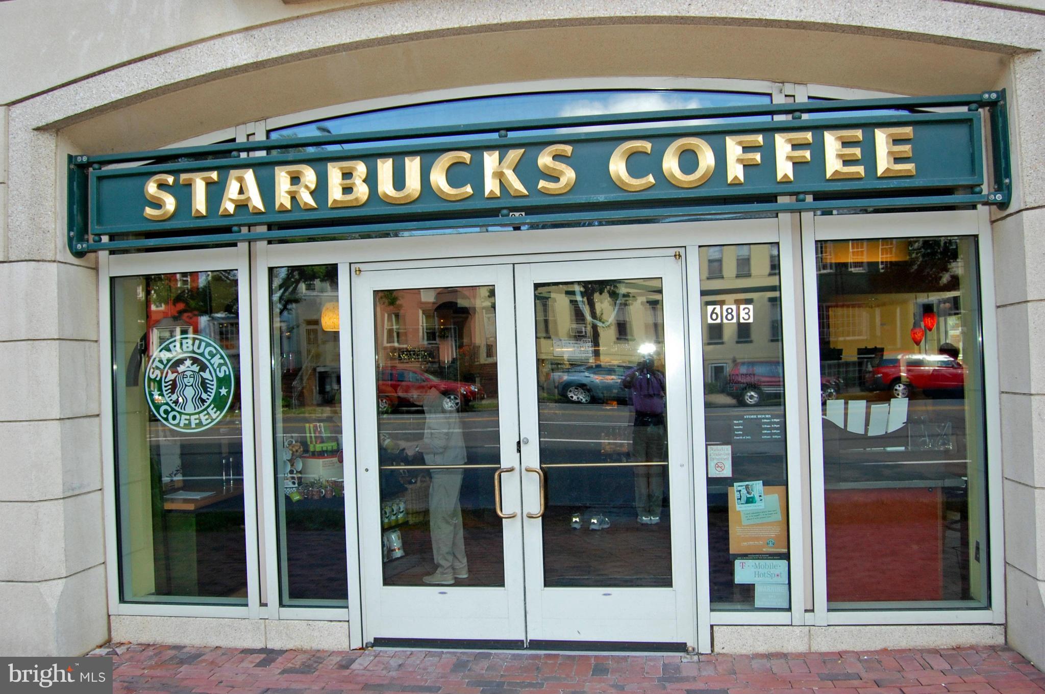 WOLFE ALLEY - Residential