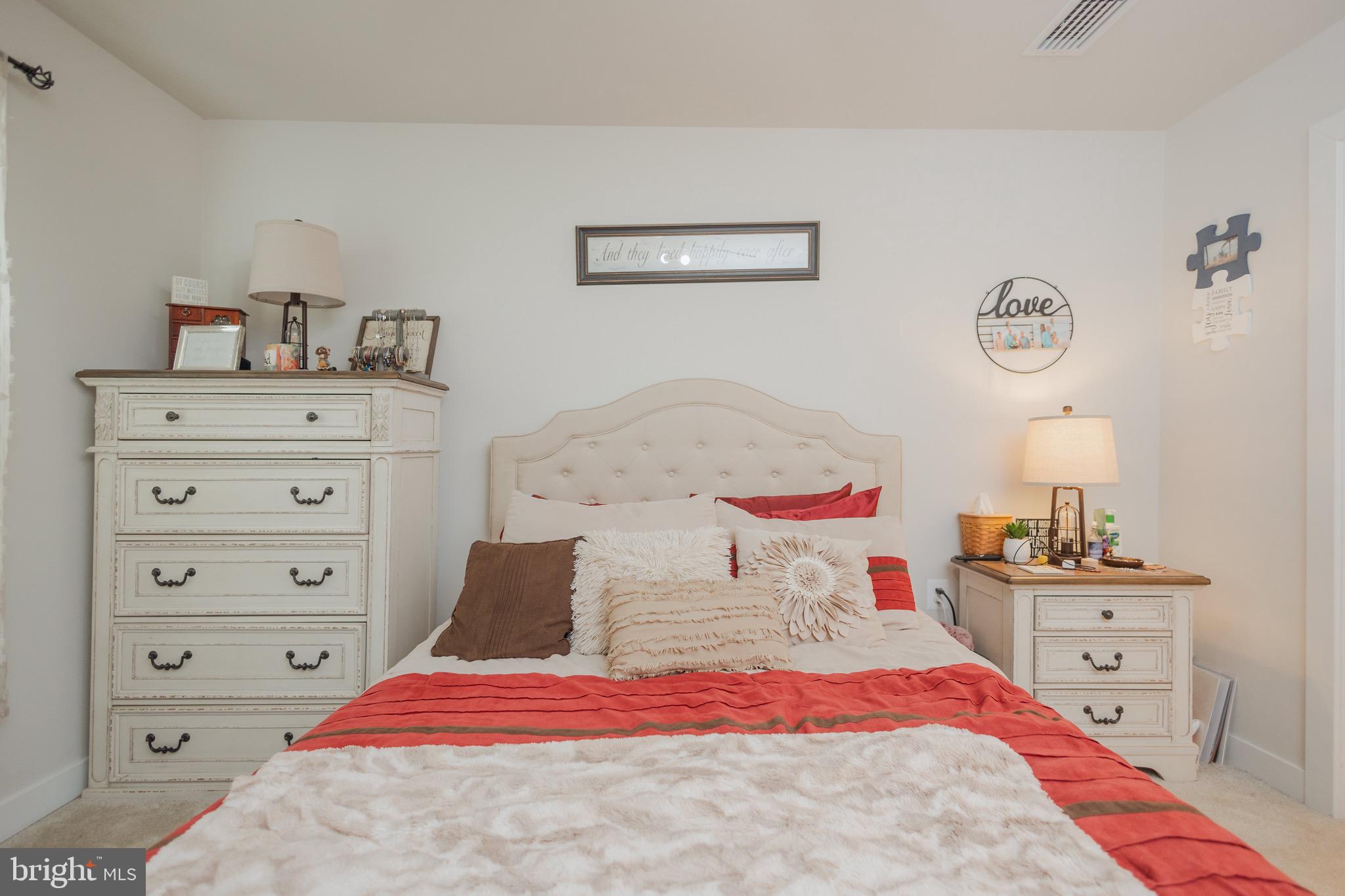 ARCADIA NORTH - Residential