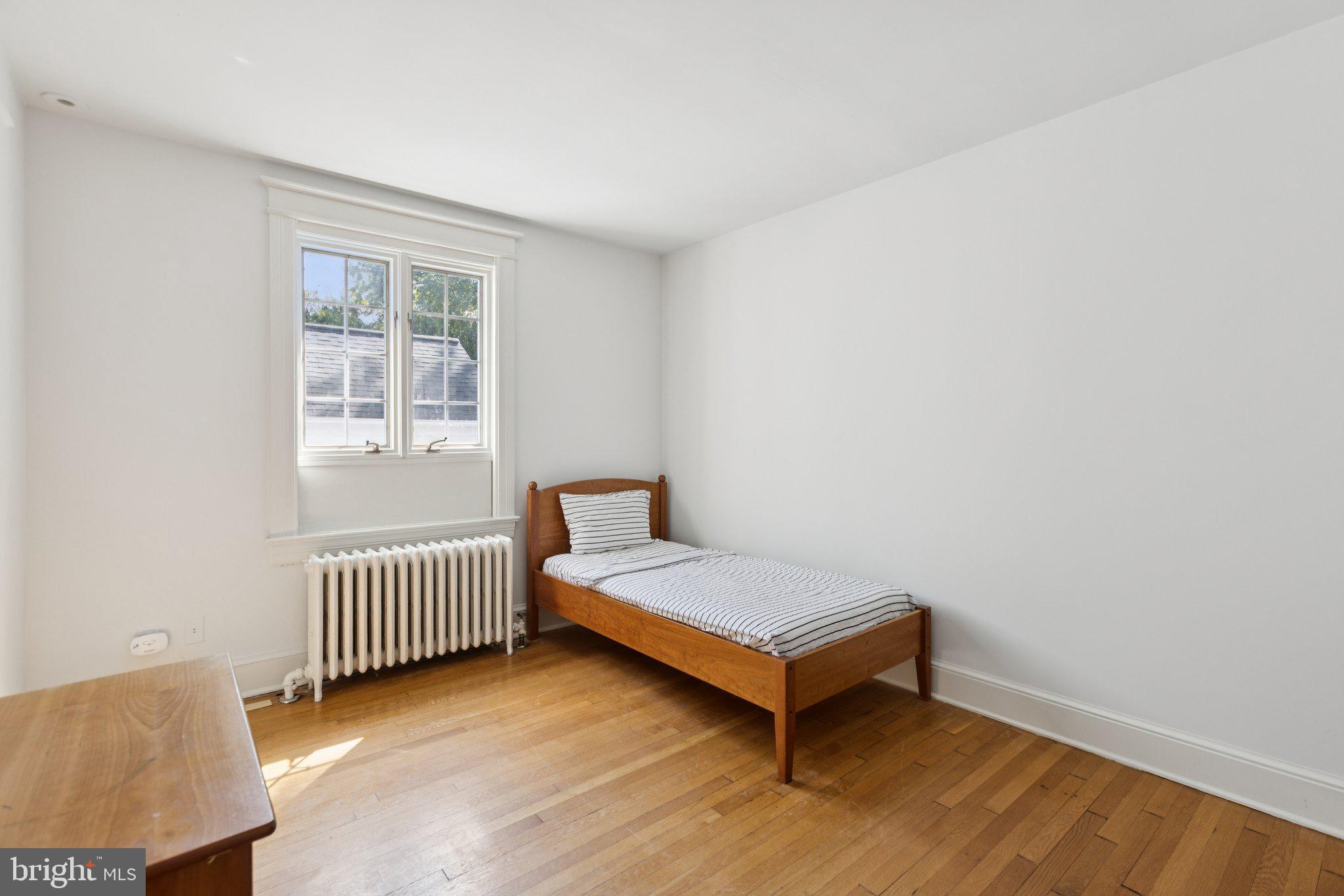 CHEVY CHASE VILLAGE - Residential