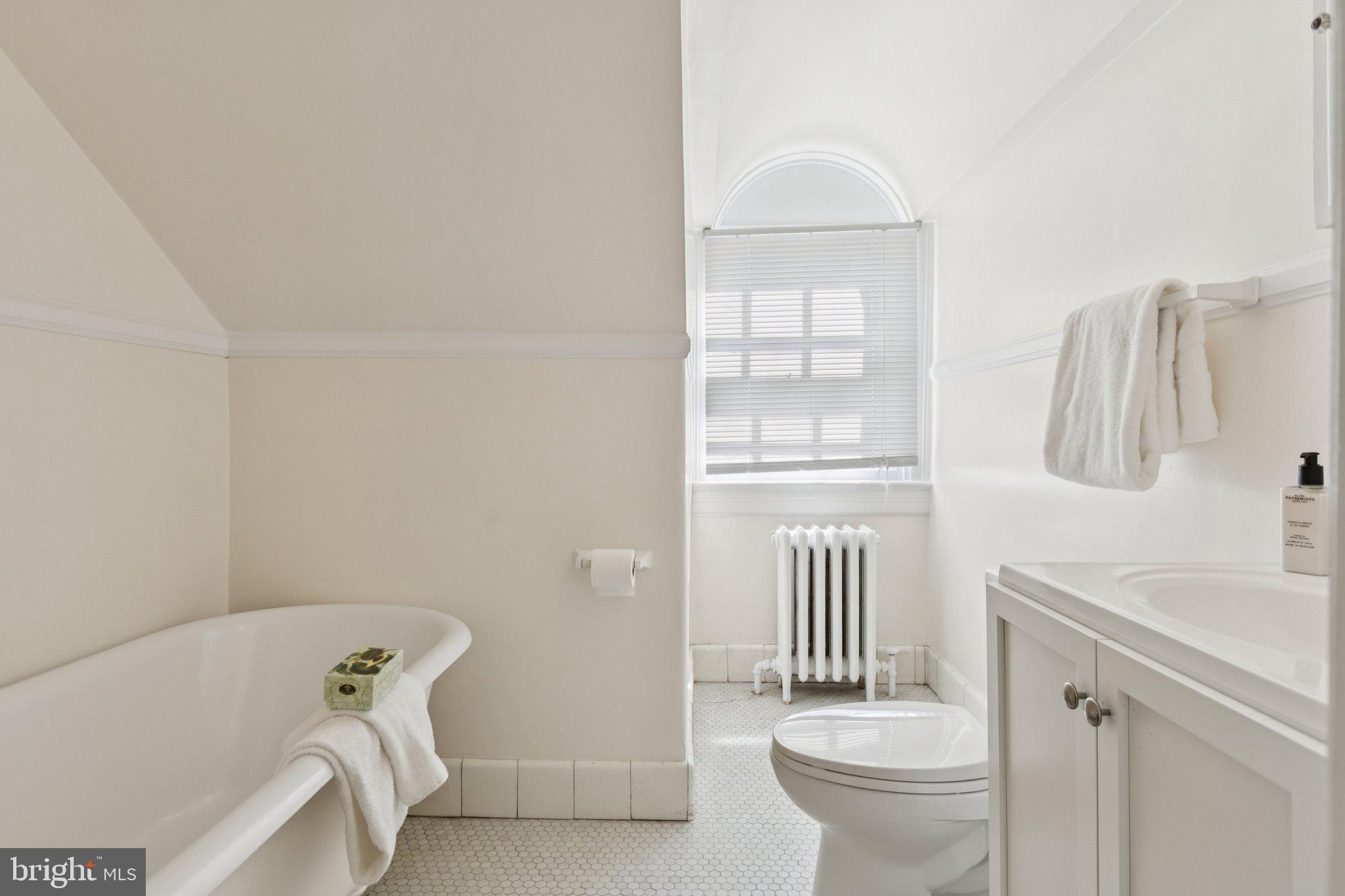 CHEVY CHASE VILLAGE - Residential