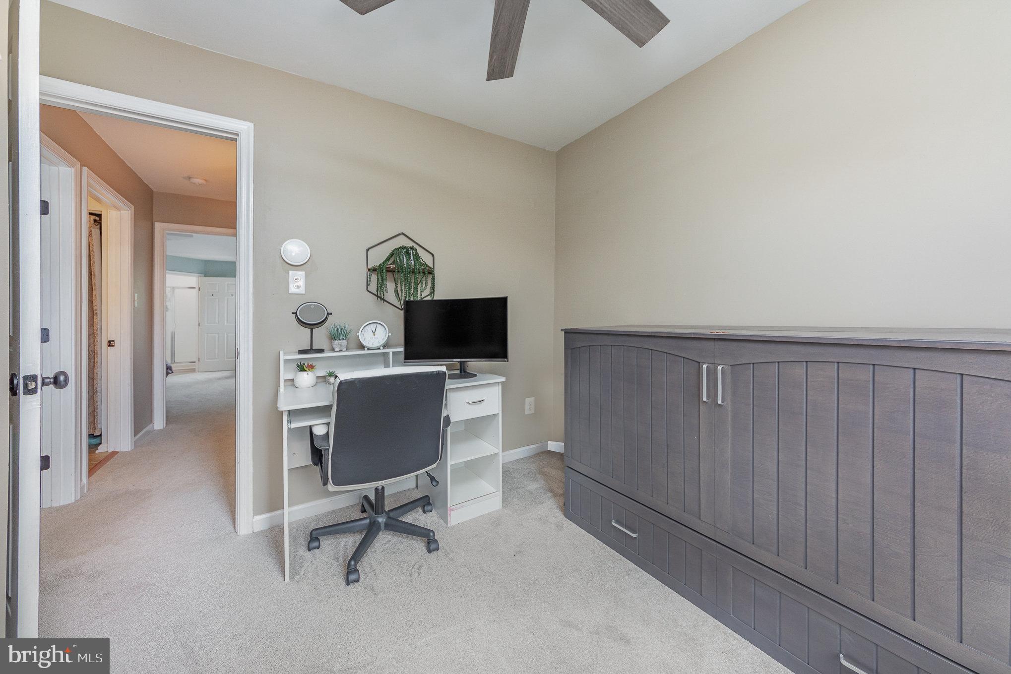 GLENEAGLES AT LEE'S HILL - Residential