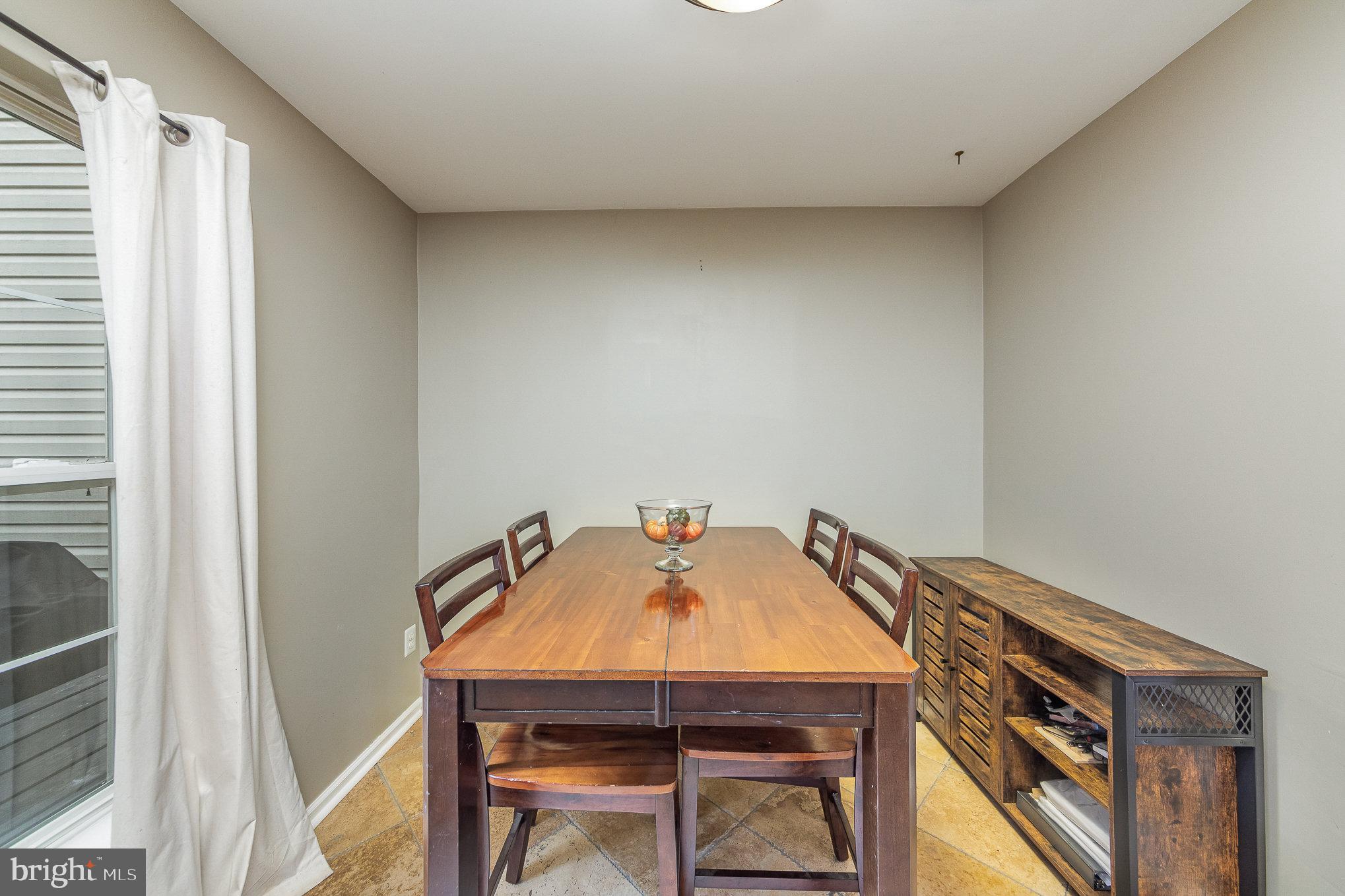 GLENEAGLES AT LEE'S HILL - Residential