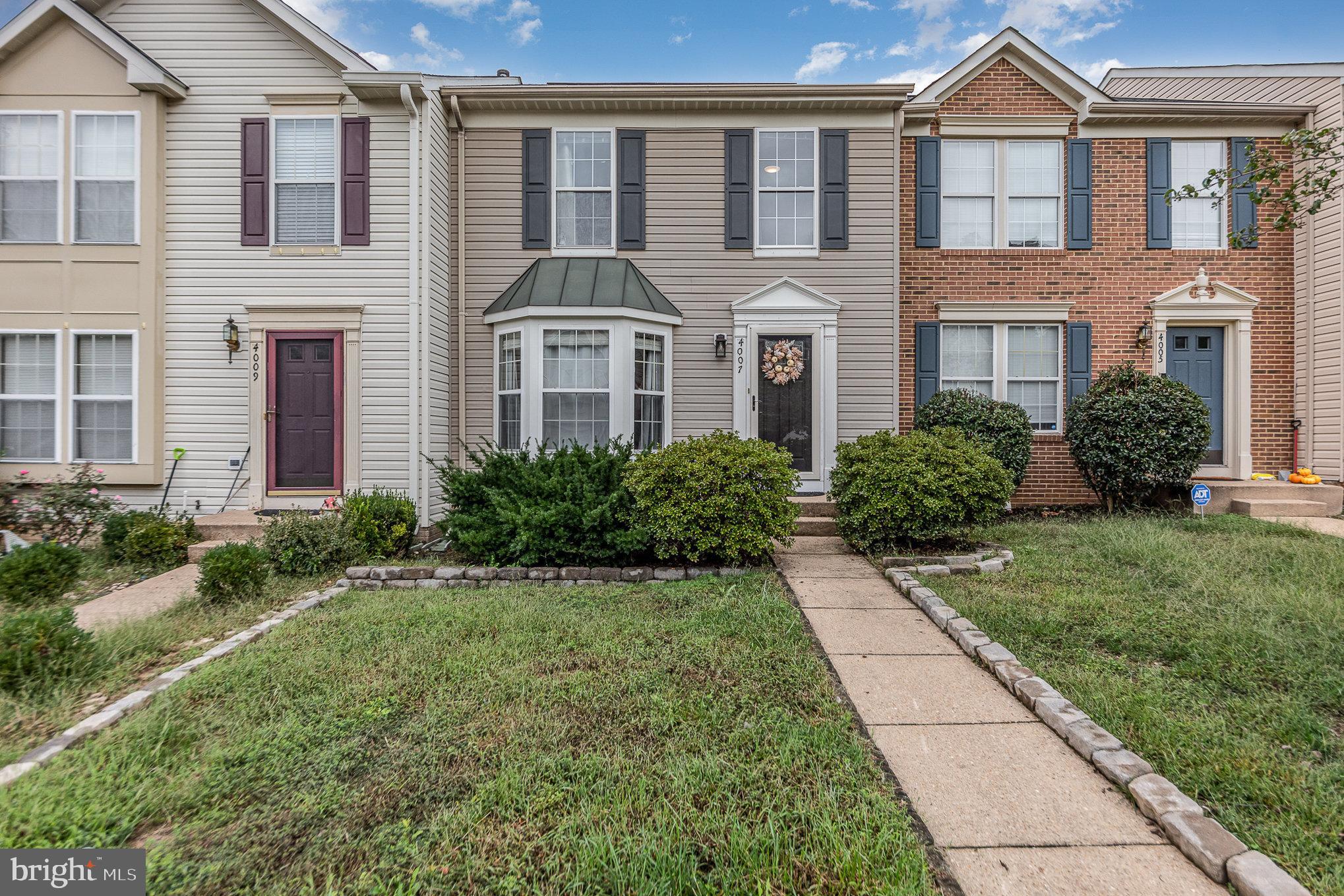 GLENEAGLES AT LEE'S HILL - Residential