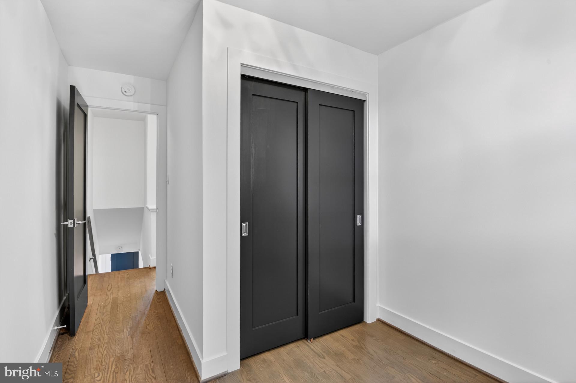 NORTH CLEVELAND PARK - Residential