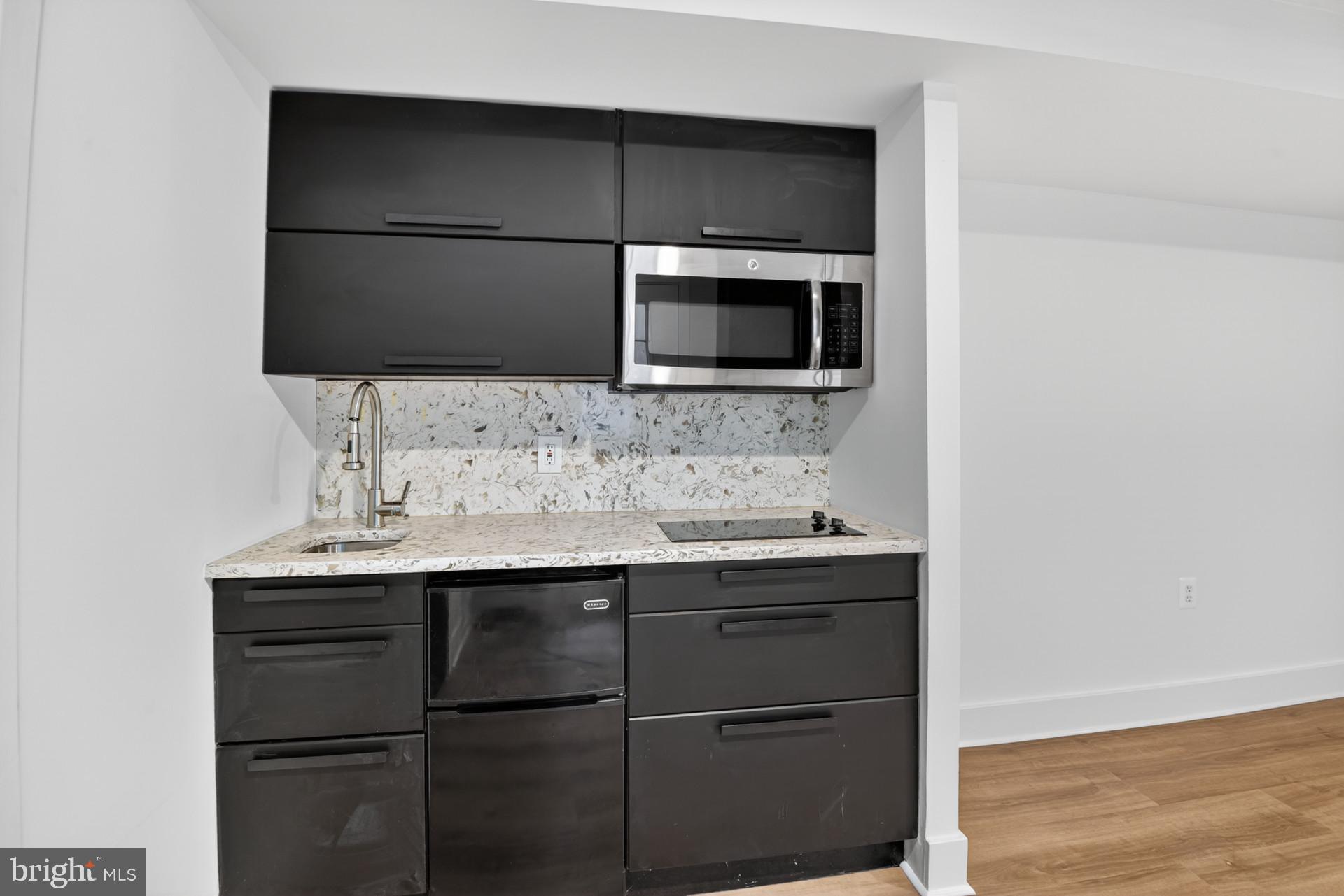 NORTH CLEVELAND PARK - Residential