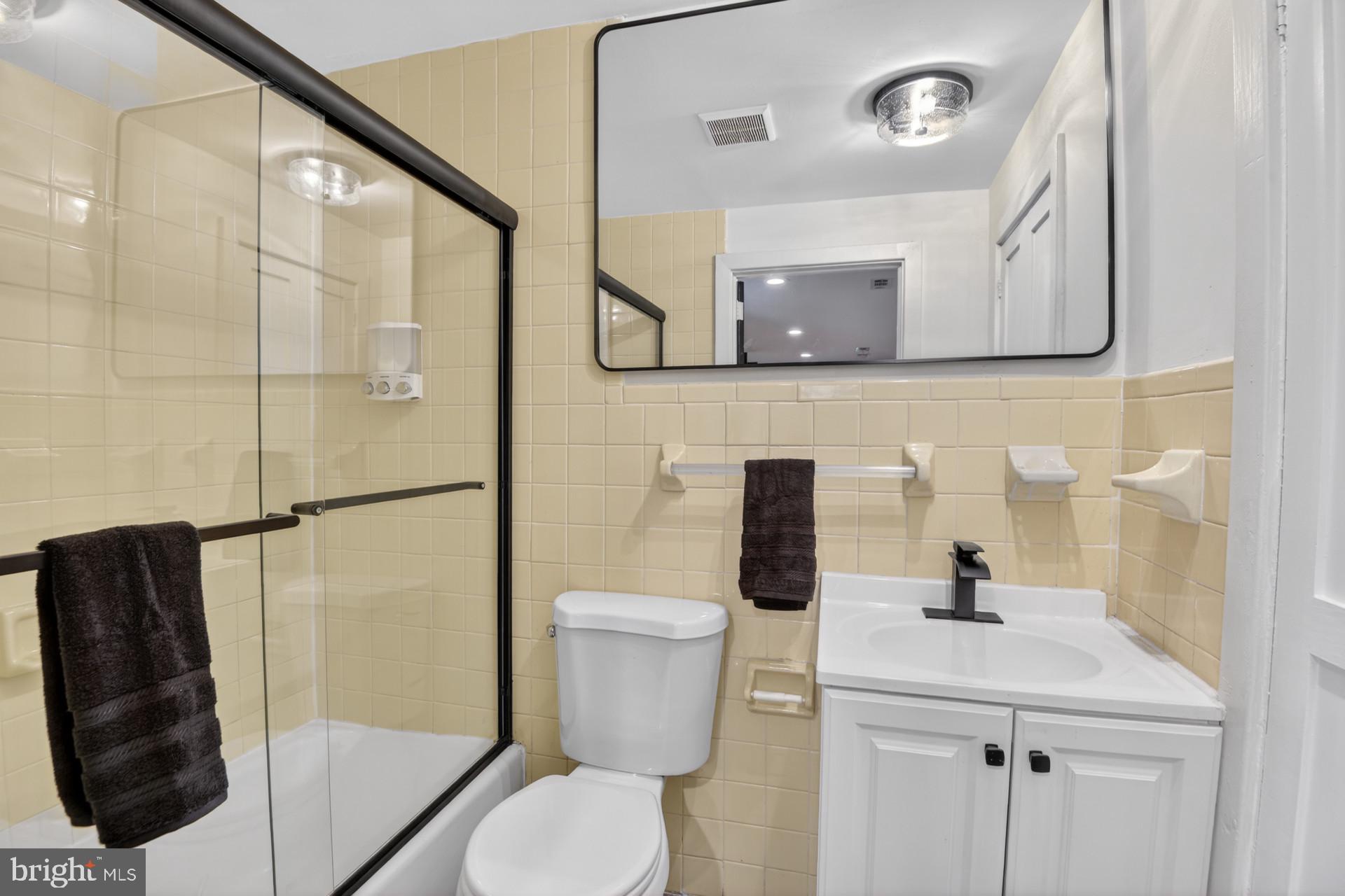 NORTH CLEVELAND PARK - Residential