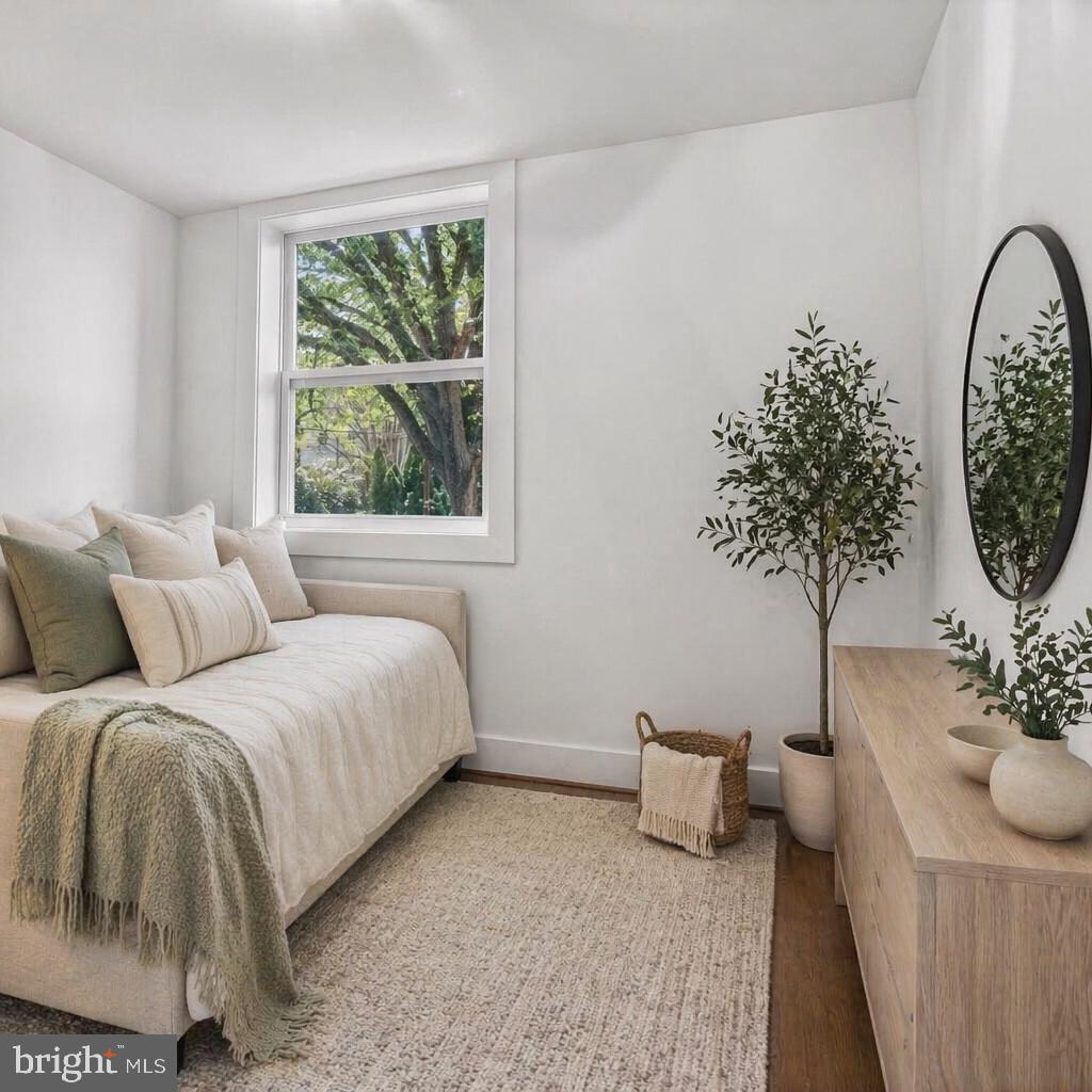 NORTH CLEVELAND PARK - Residential