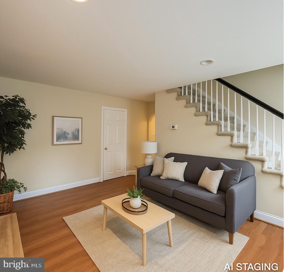 707 MENTOR AVENUE
