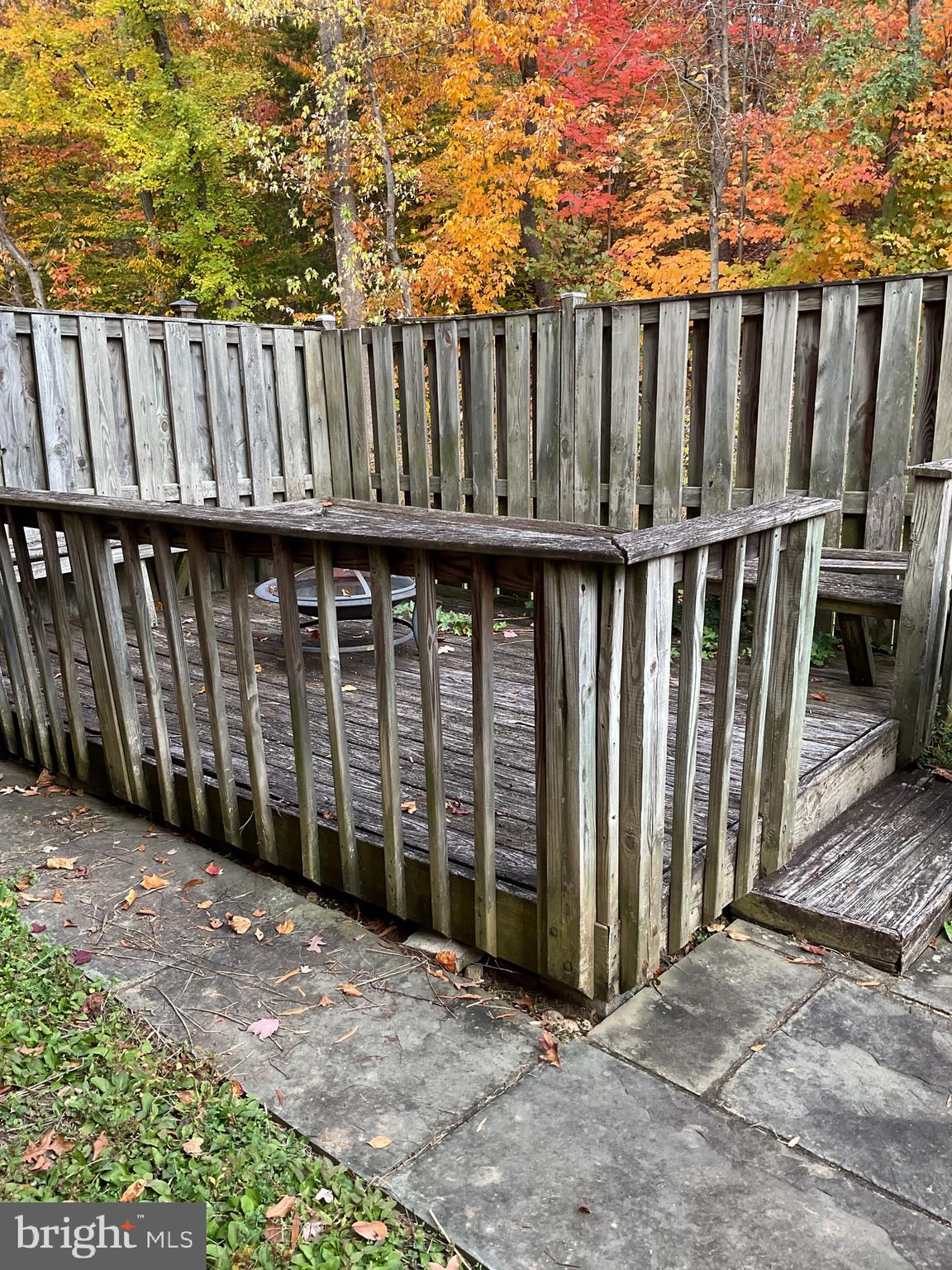 PINEWOOD HILL - Residential