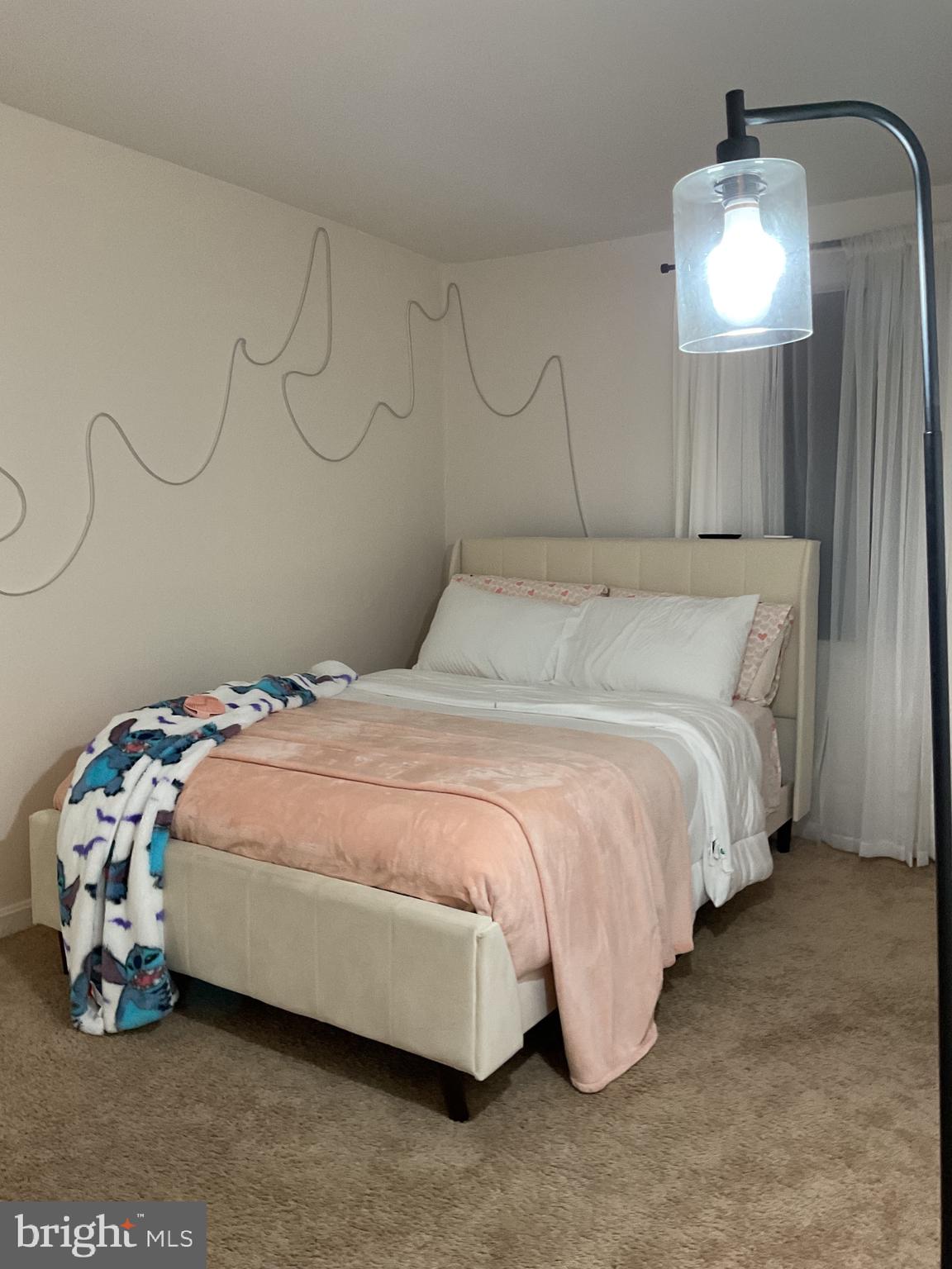 PINEWOOD HILL - Residential