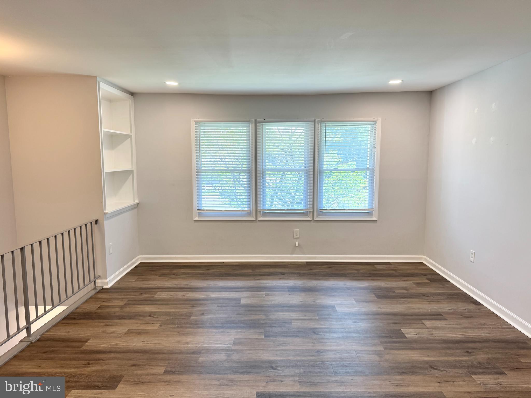 DALE CITY - Residential Lease