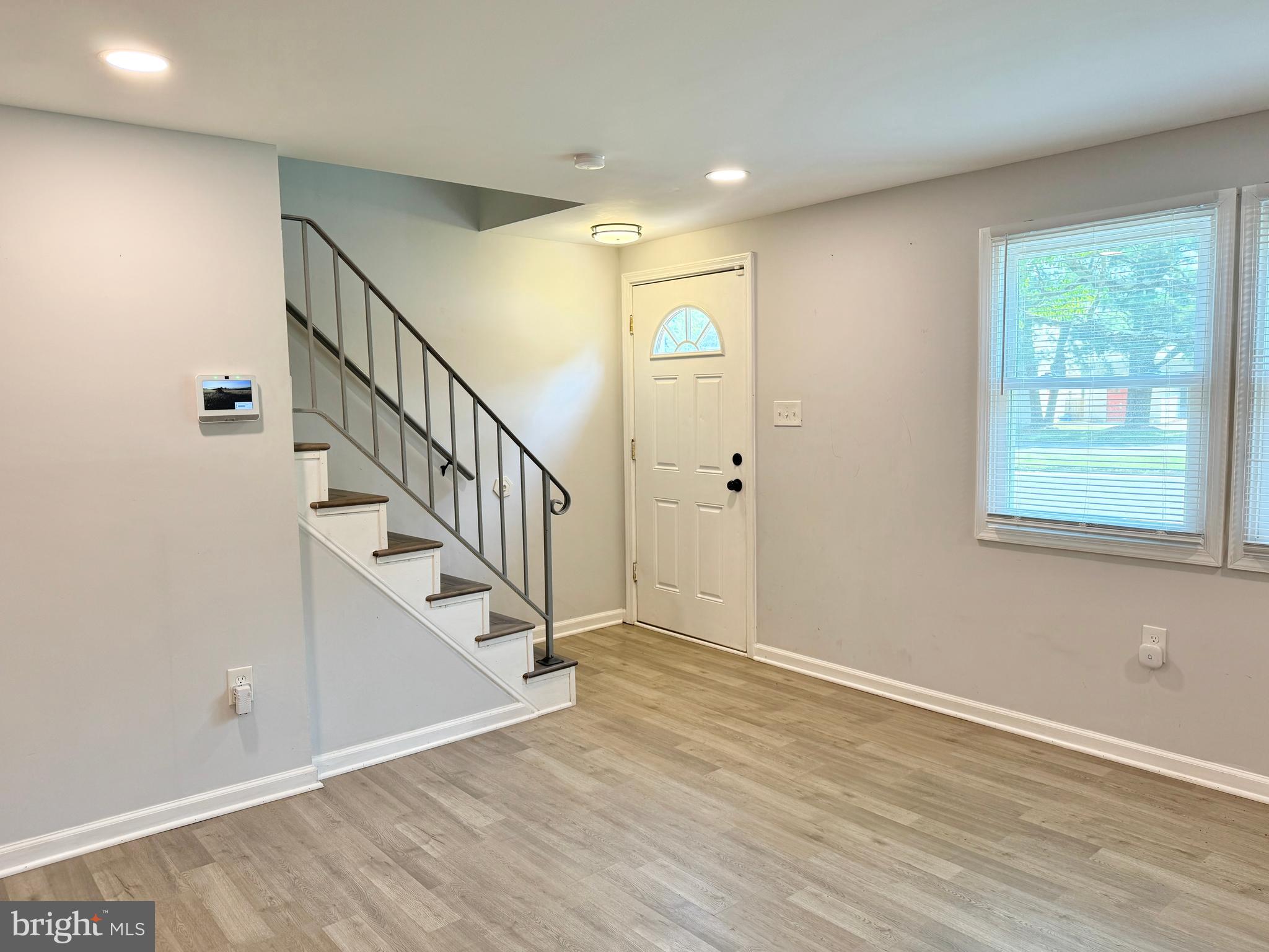 DALE CITY - Residential Lease