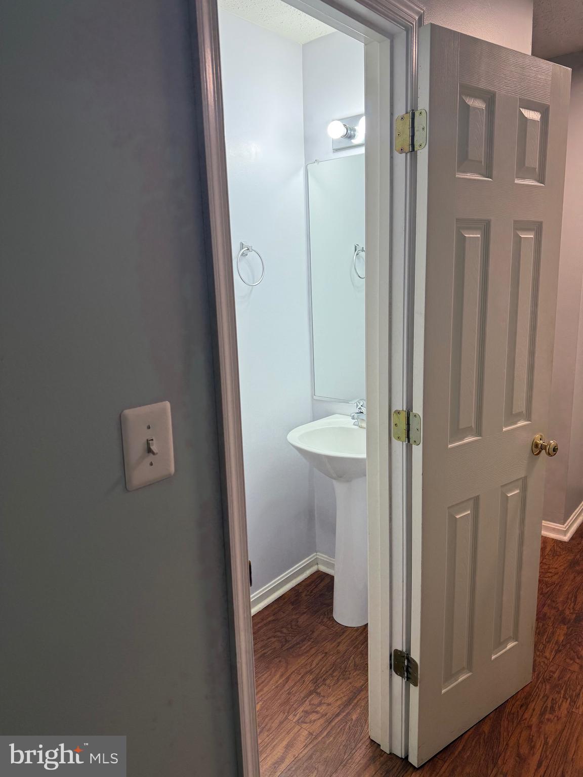 LAKEVIEW TOWNHOUSES - Residential