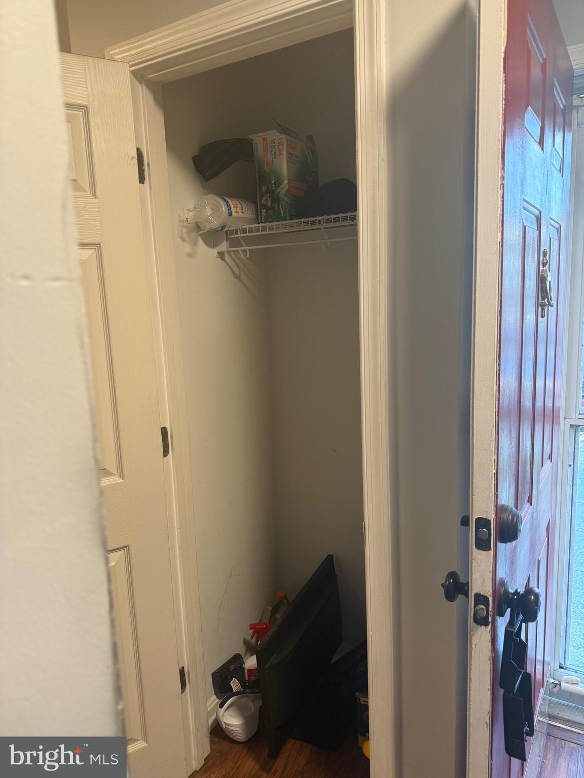 LAKEVIEW TOWNHOUSES - Residential