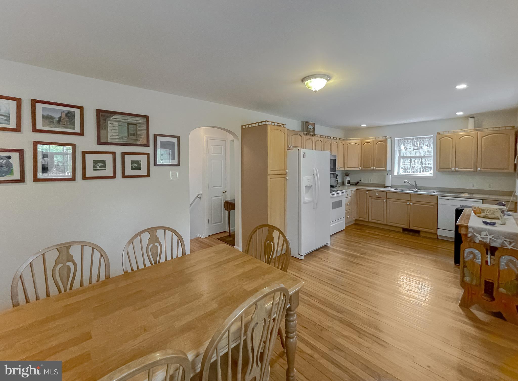 LONG BEACH - Residential