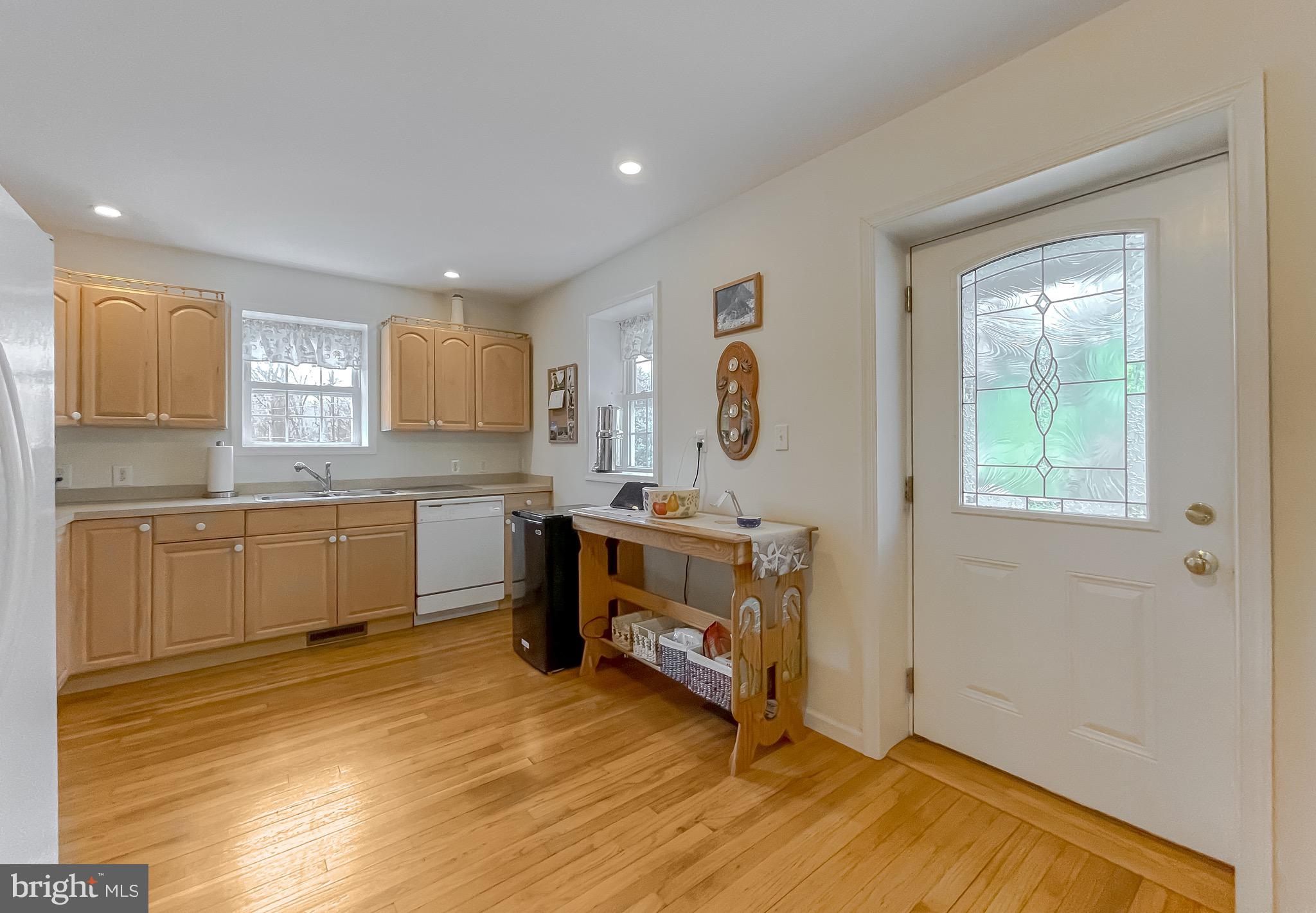 LONG BEACH - Residential