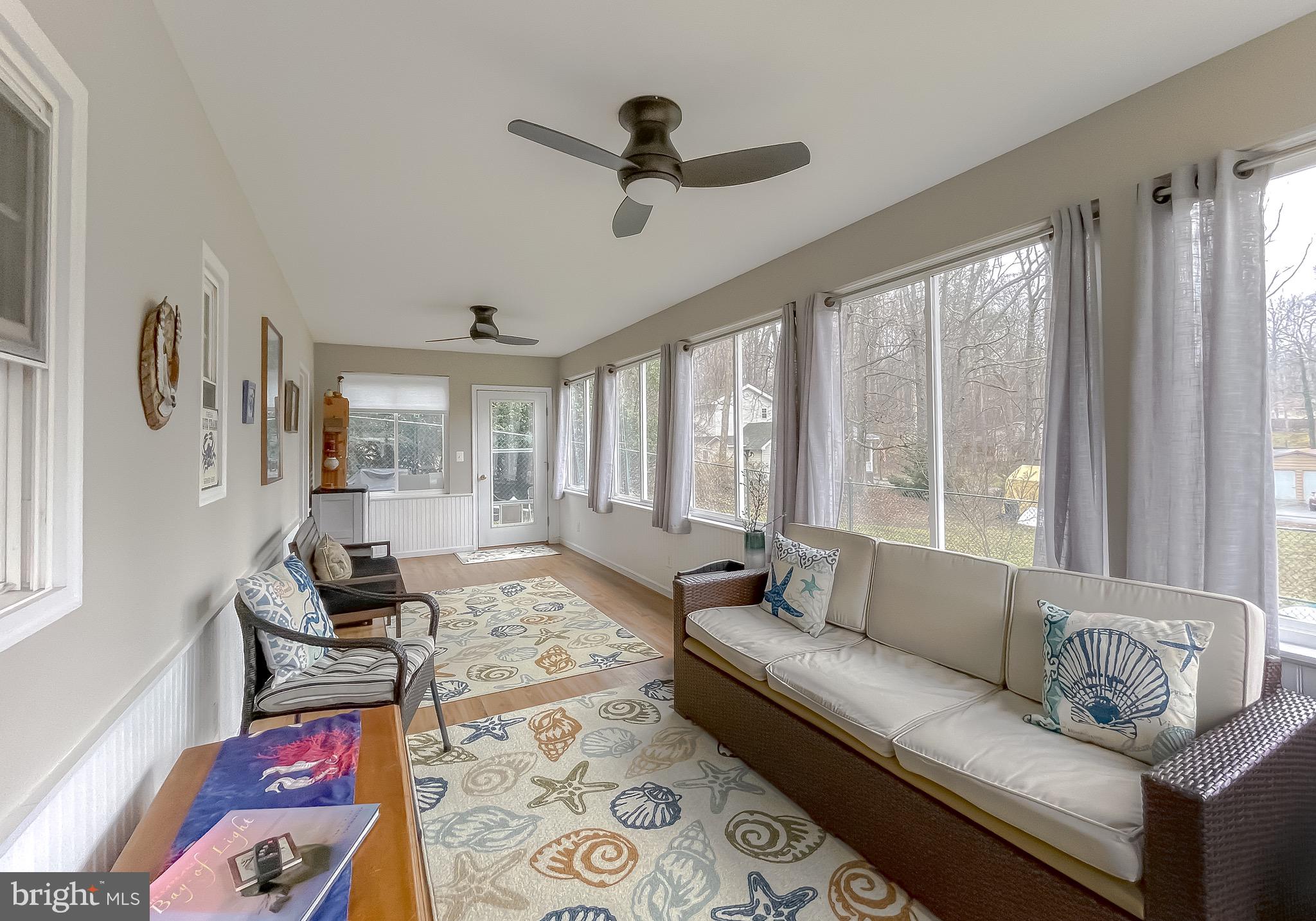 LONG BEACH - Residential