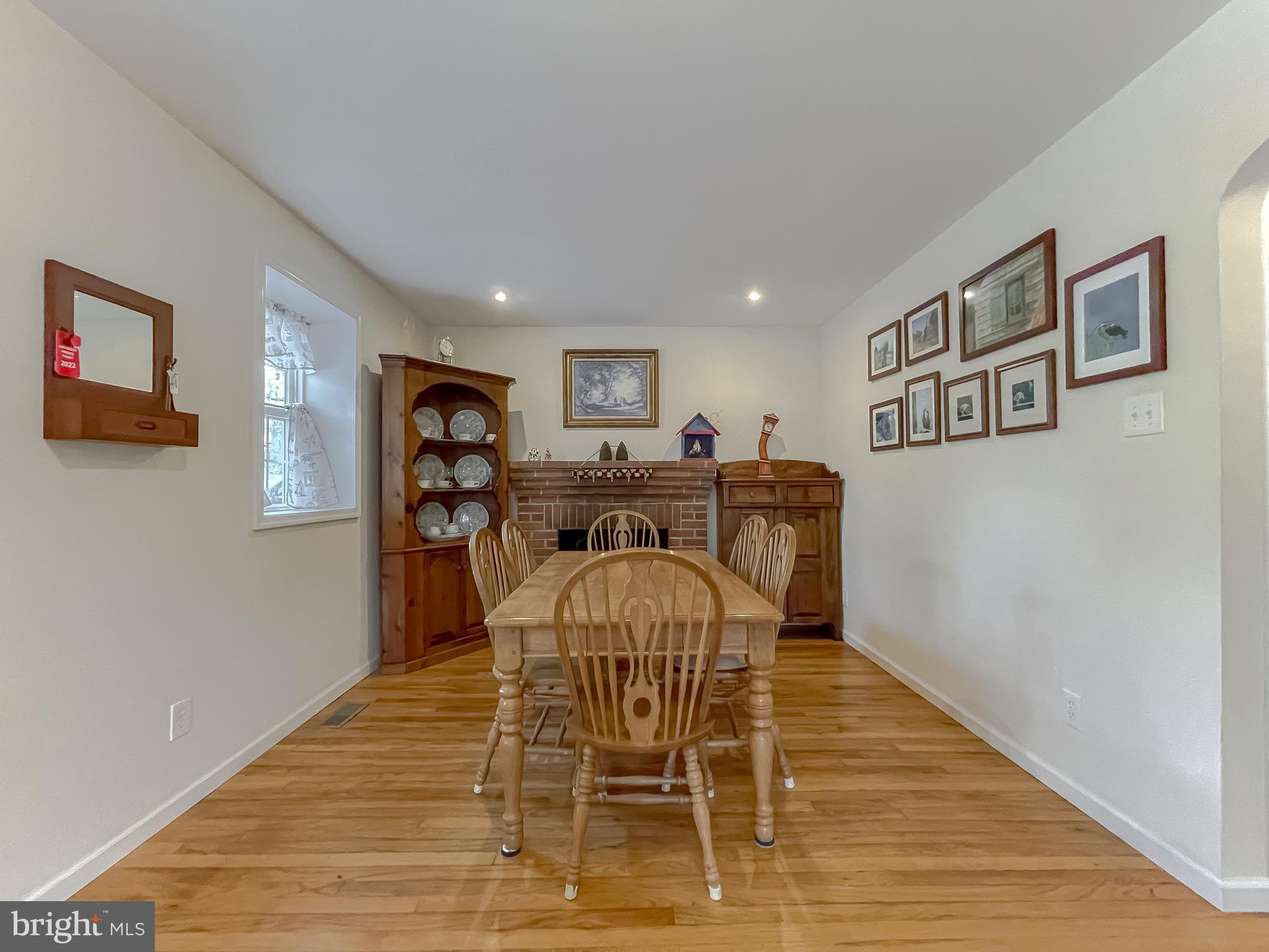 LONG BEACH - Residential