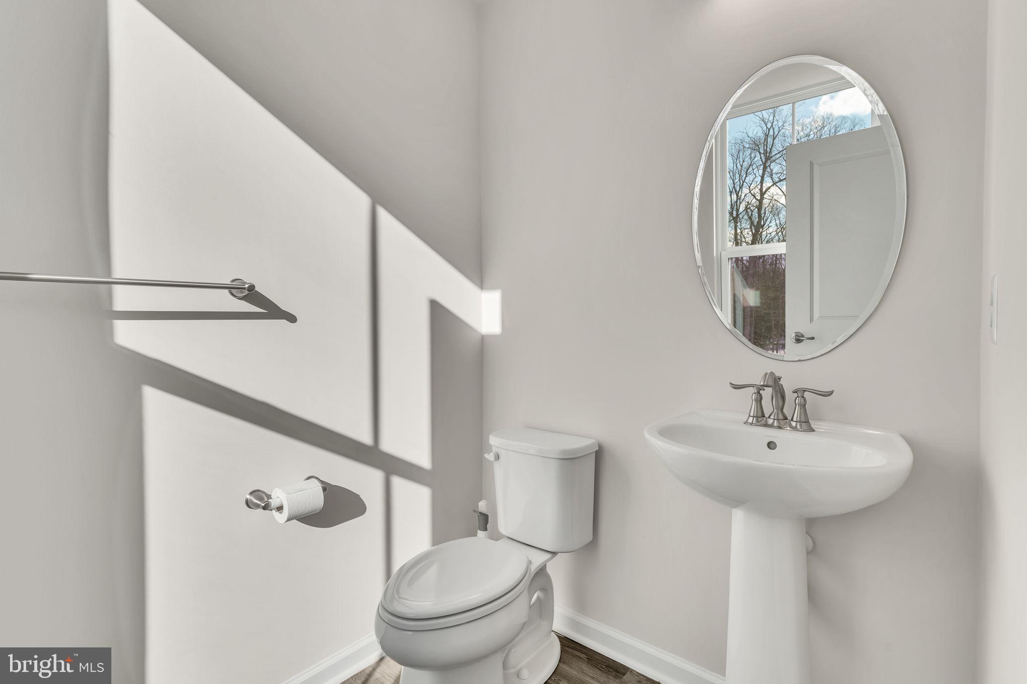 WESTCHESTER SQUARE - Residential Lease