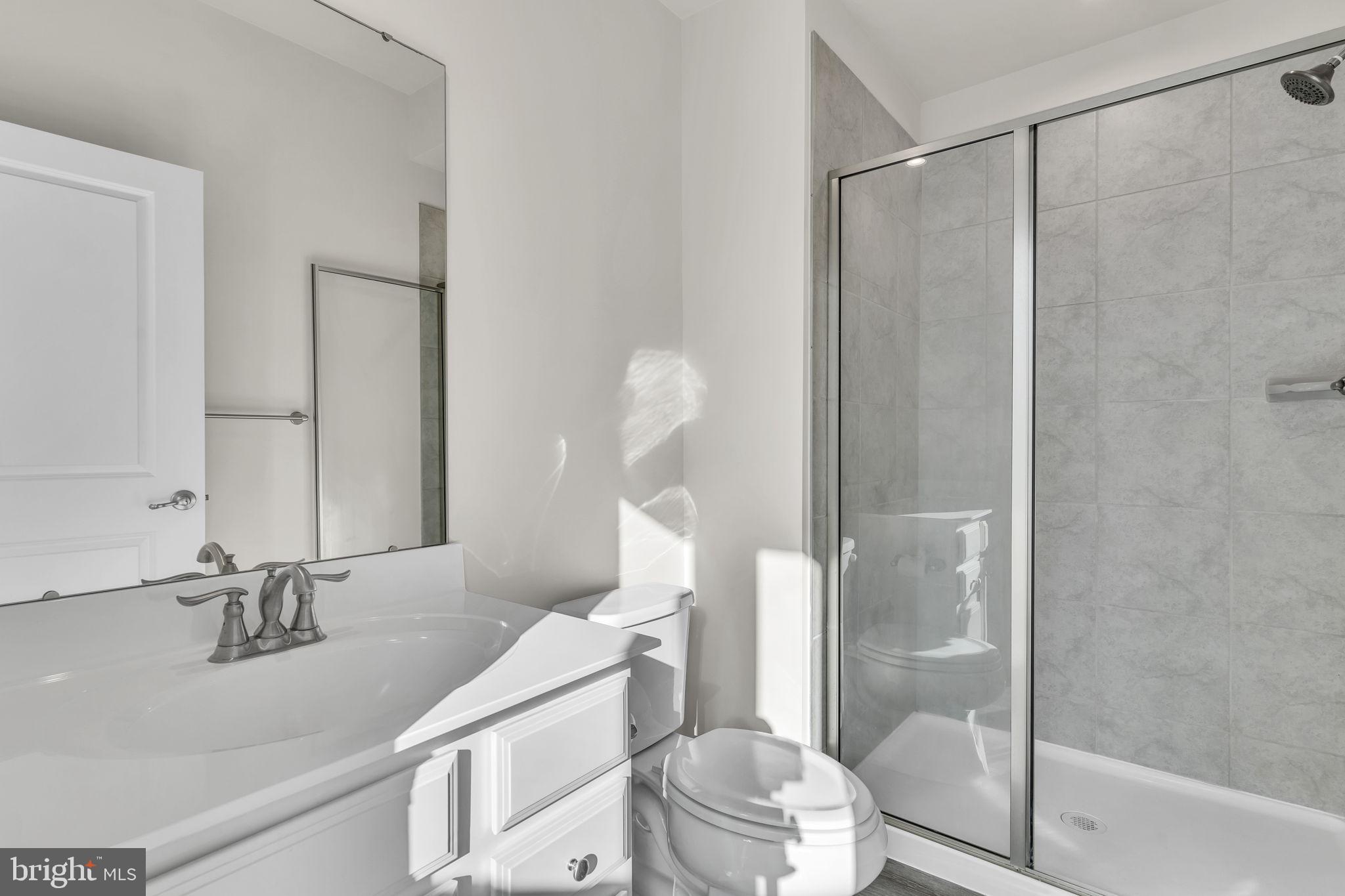 WESTCHESTER SQUARE - Residential Lease