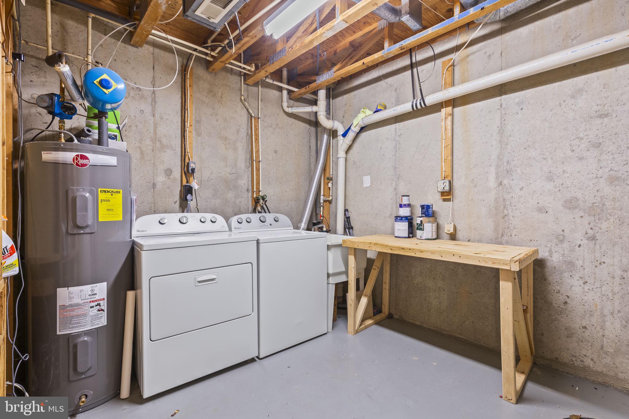 MEADOWGATE - Residential