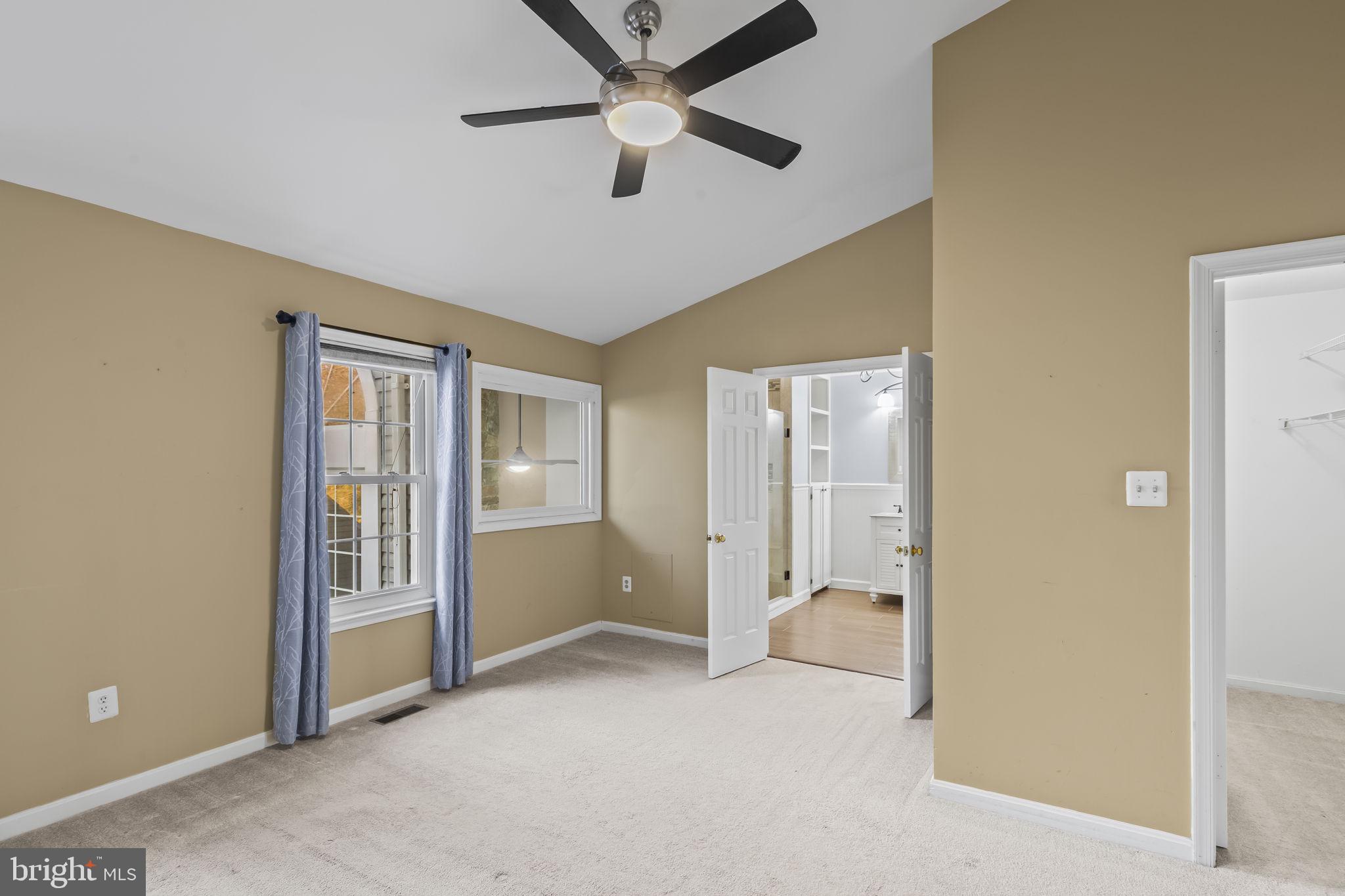 MEADOWGATE - Residential