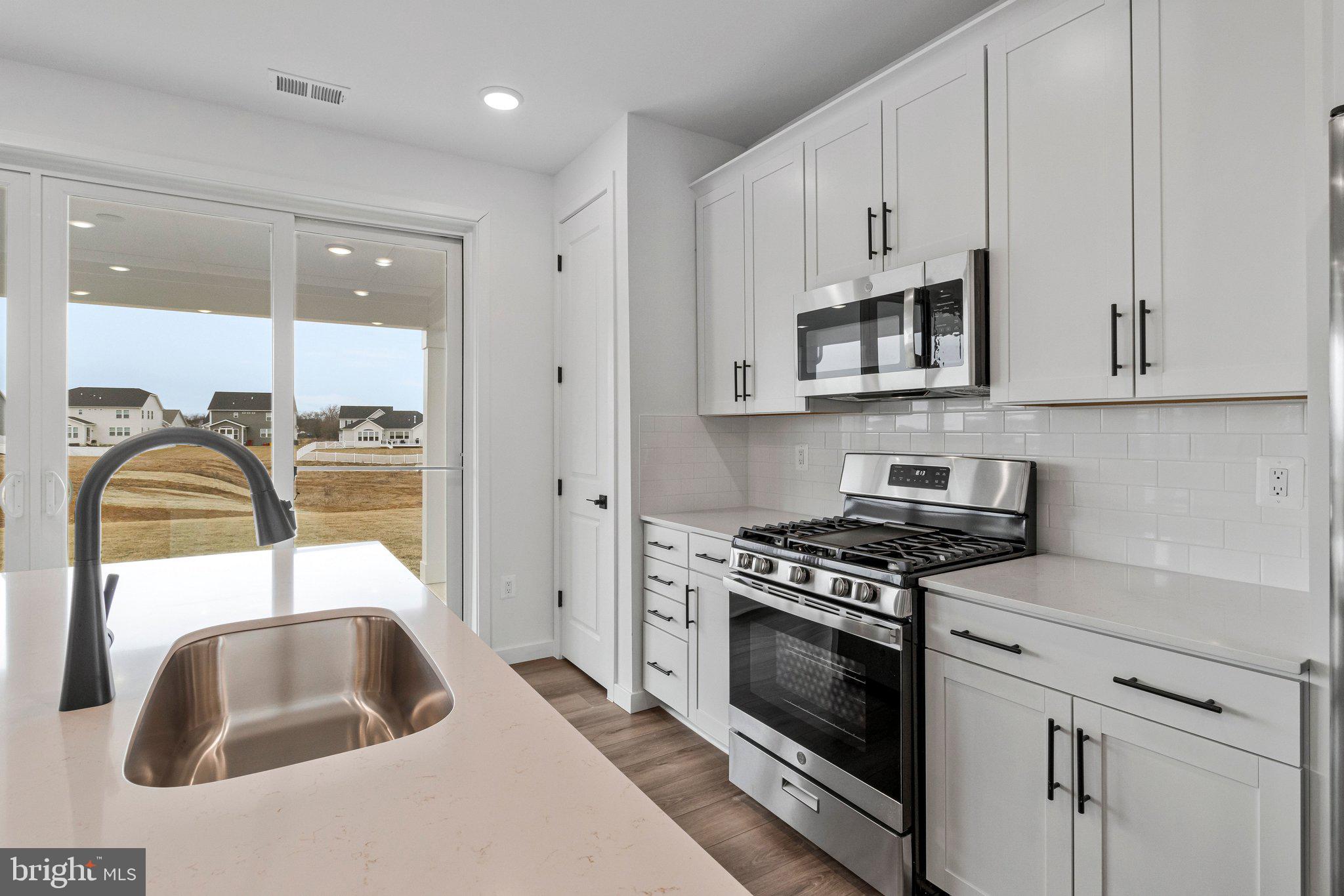 ELMWOOD FARM - Residential