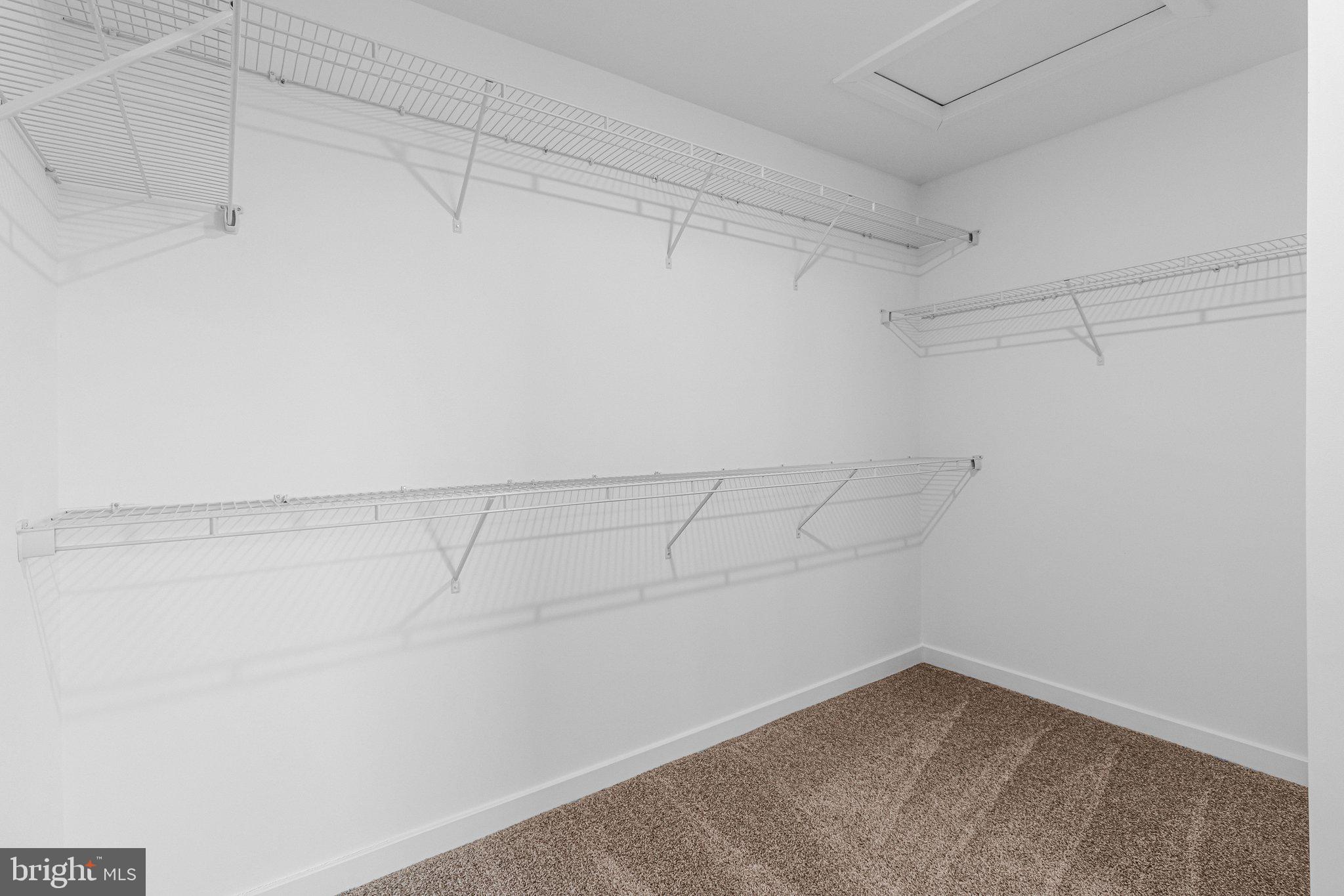 ELMWOOD FARM - Residential