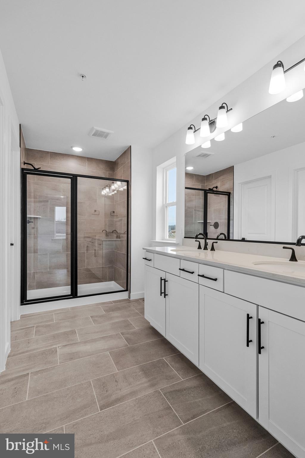 ELMWOOD FARM - Residential