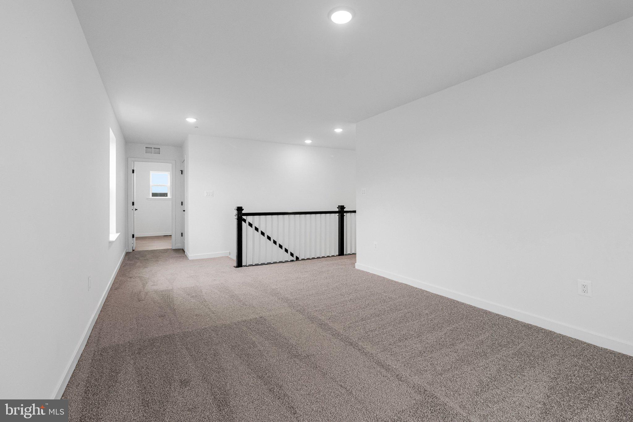 ELMWOOD FARM - Residential