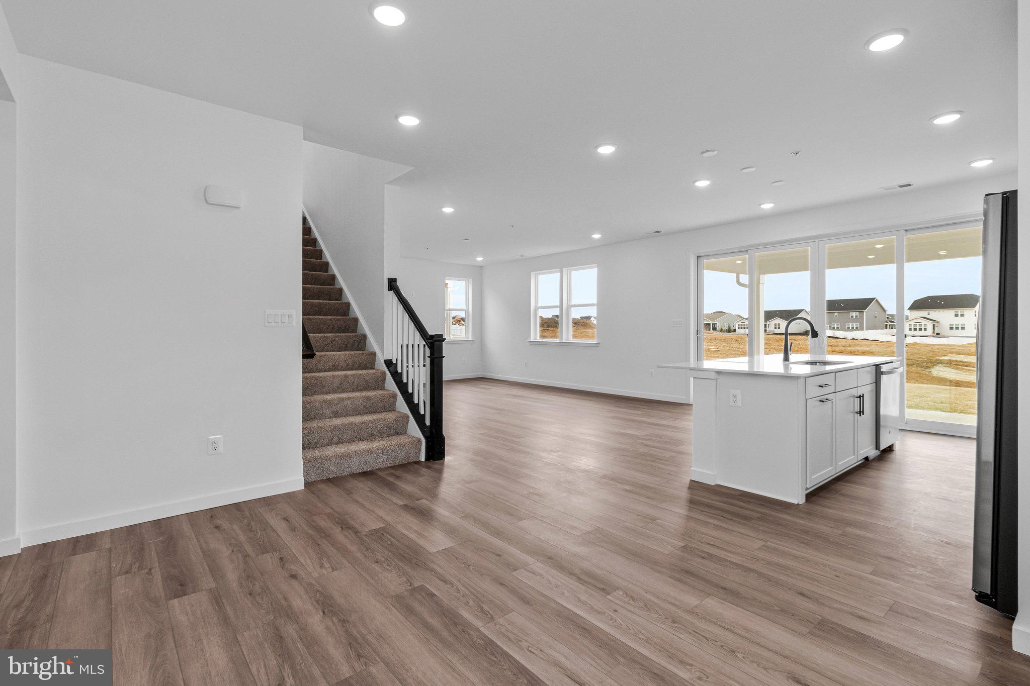 ELMWOOD FARM - Residential