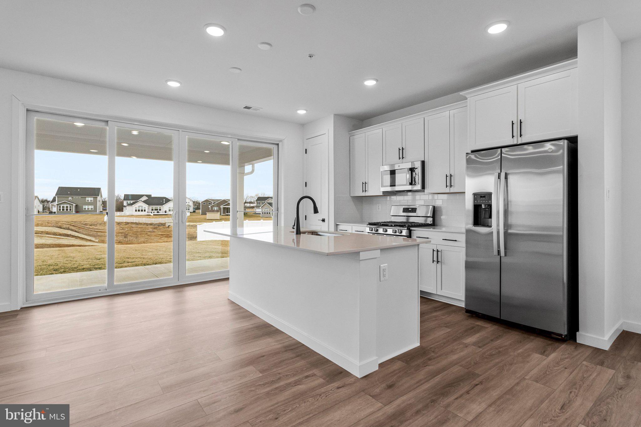 ELMWOOD FARM - Residential