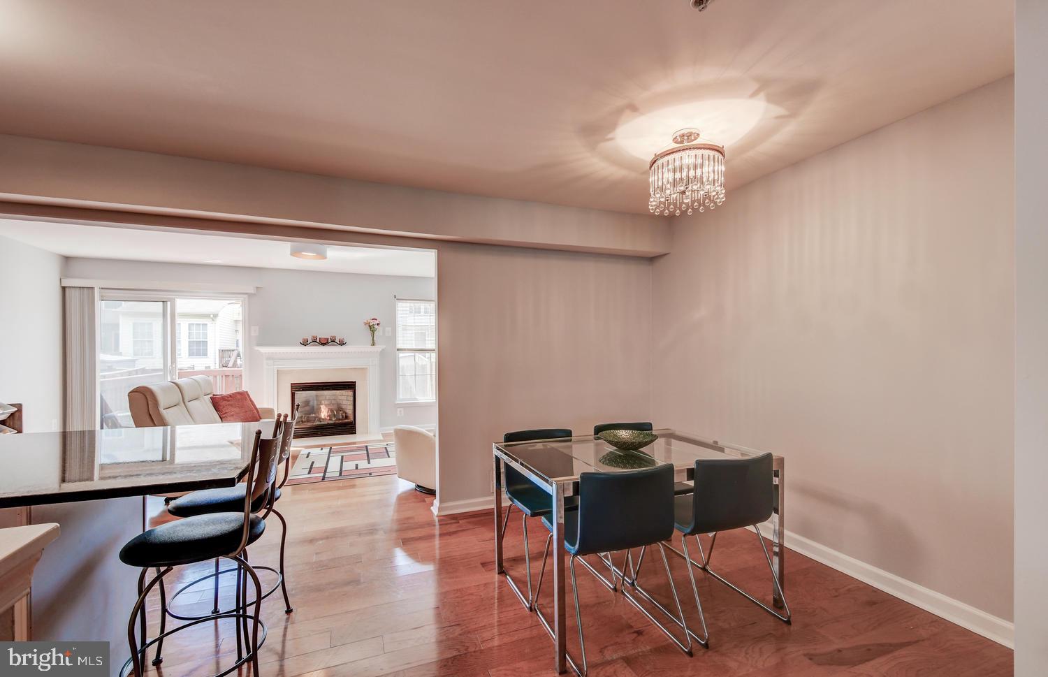 EATON SQUARE - Residential