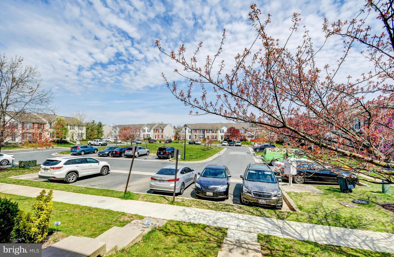 EATON SQUARE - Residential
