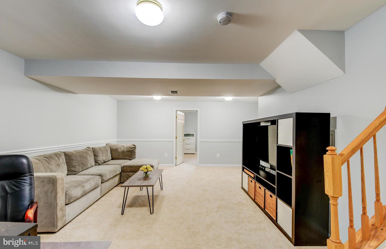 EATON SQUARE - Residential