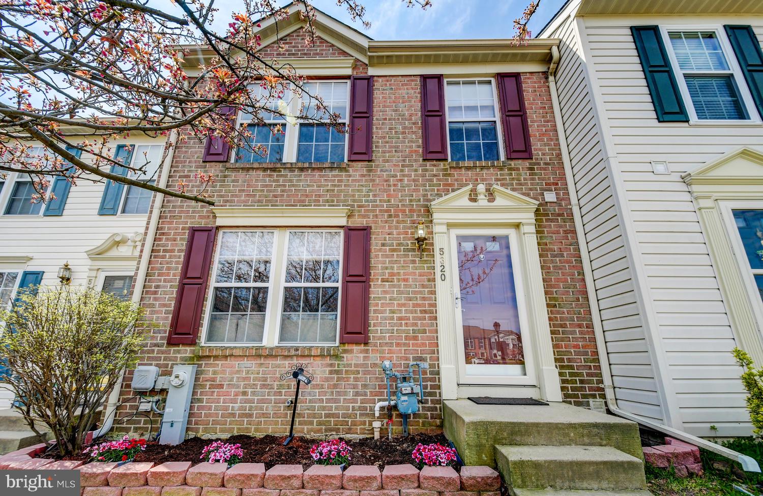 EATON SQUARE - Residential