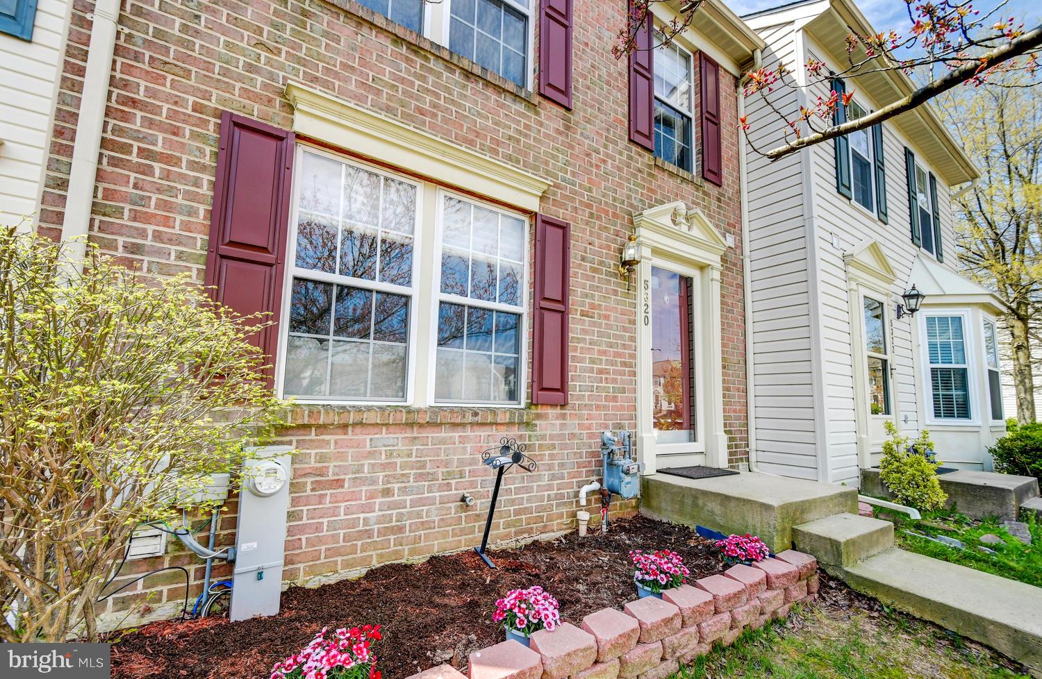 EATON SQUARE - Residential