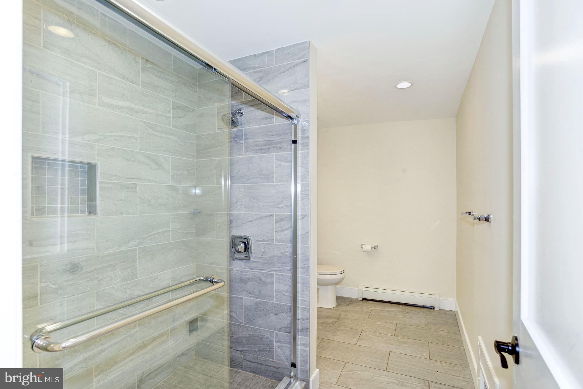 CLAREMONT - Residential