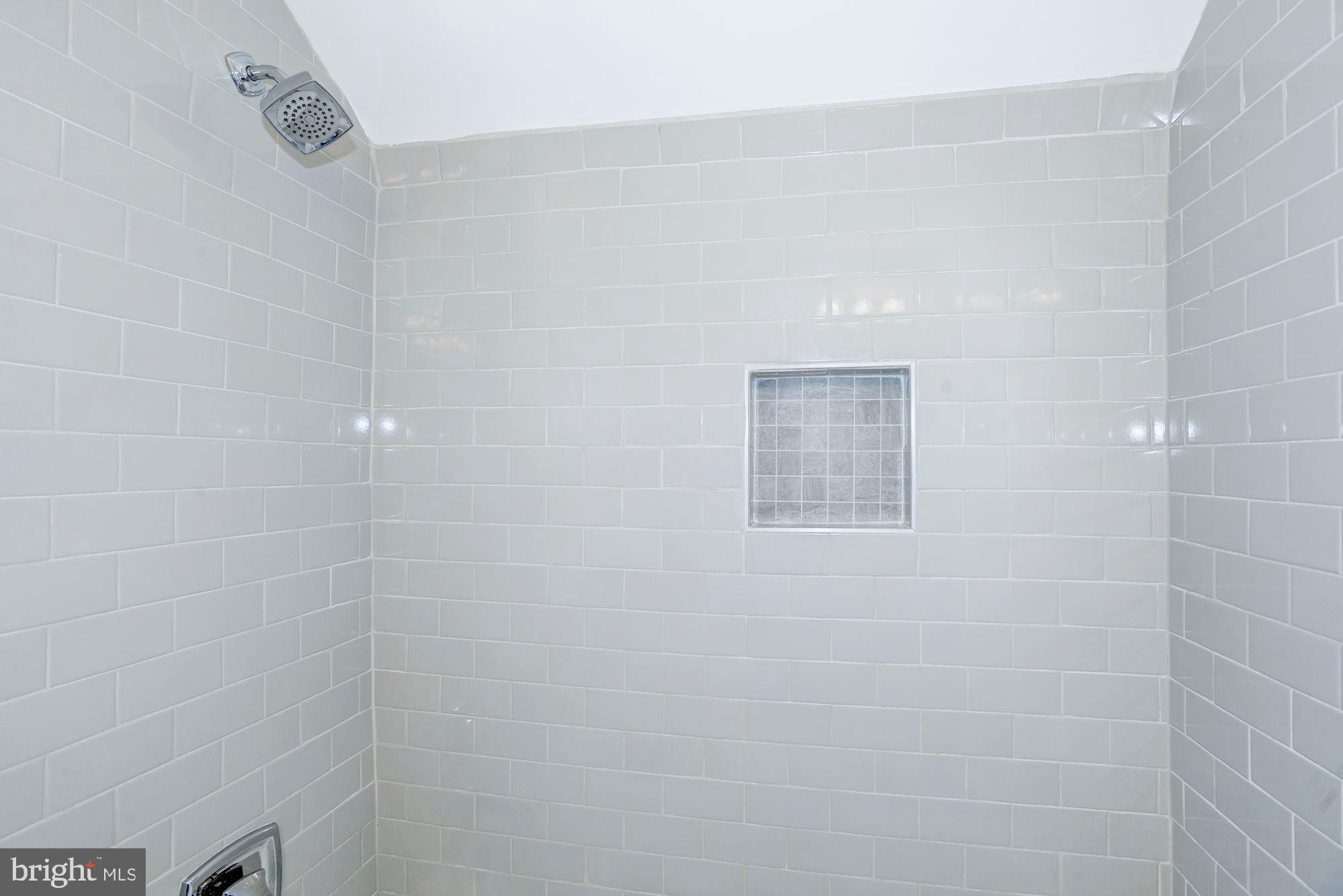 CLAREMONT - Residential