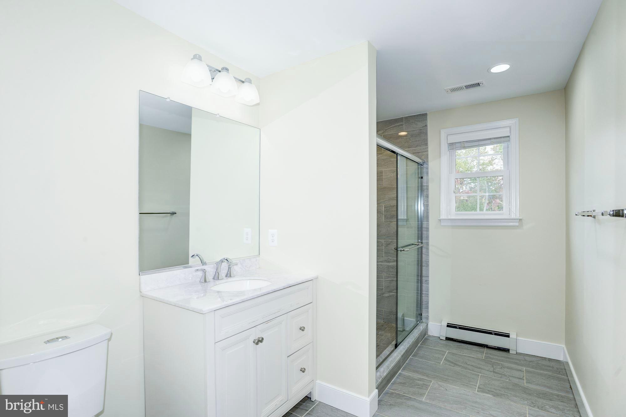 CLAREMONT - Residential