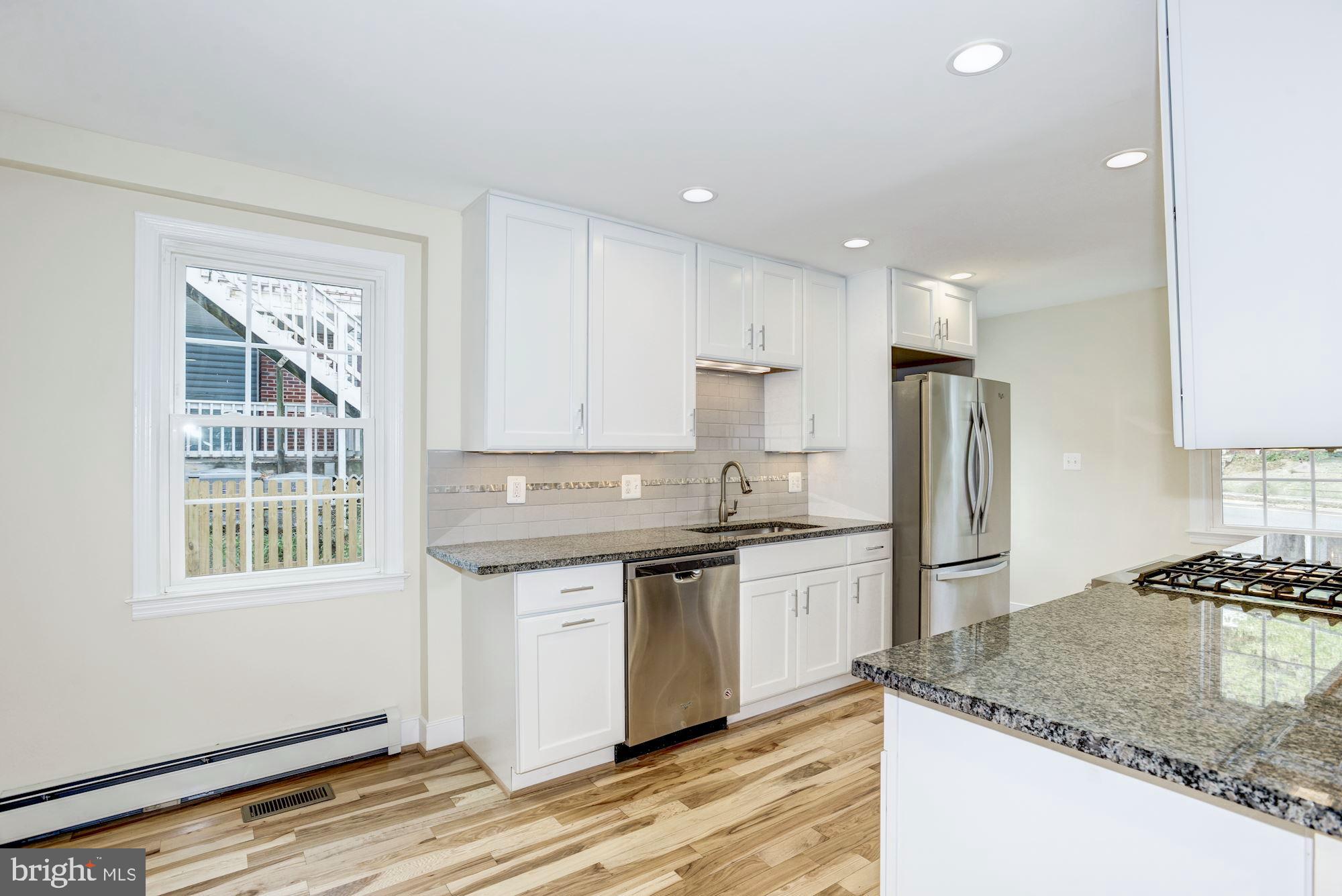 CLAREMONT - Residential