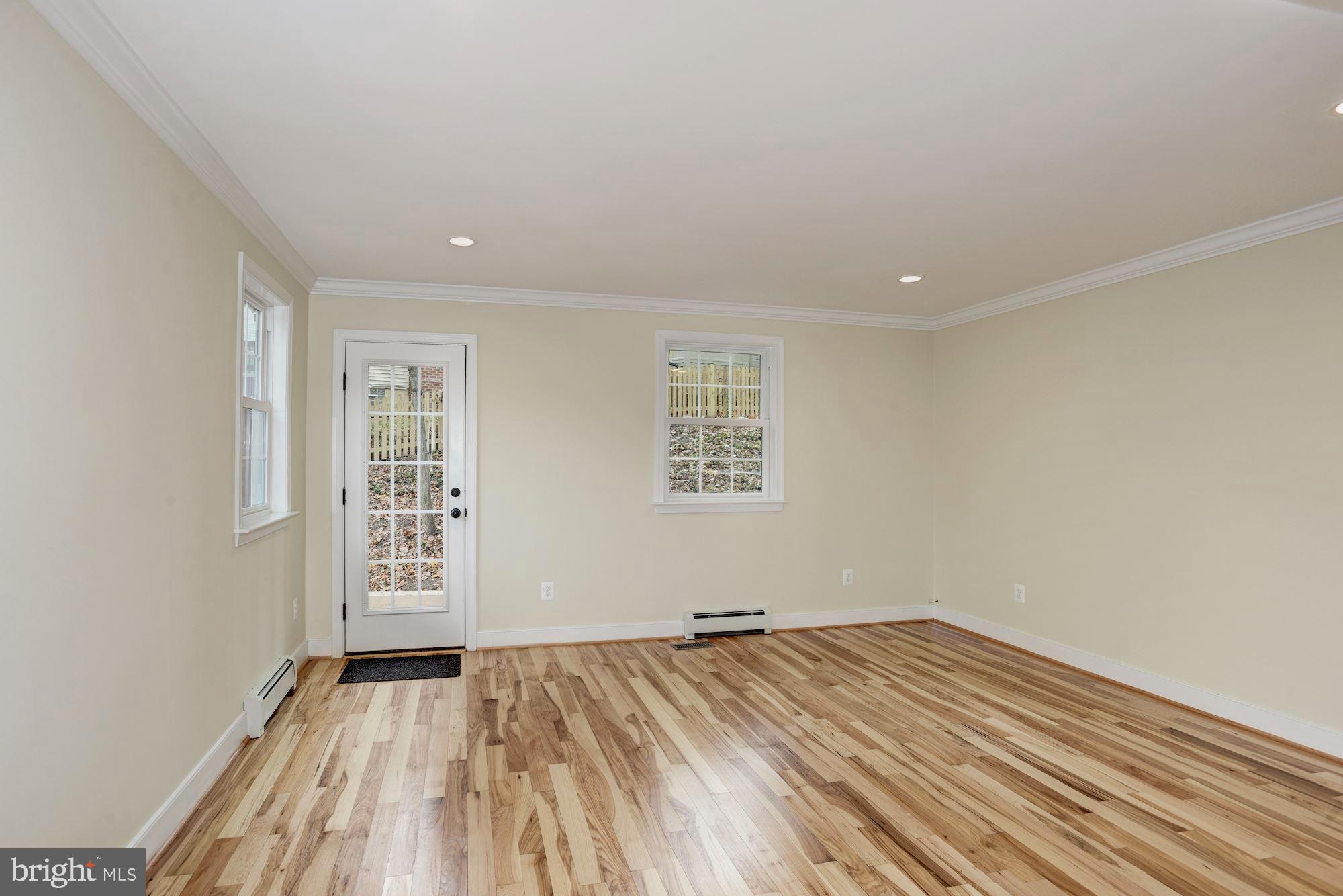 CLAREMONT - Residential