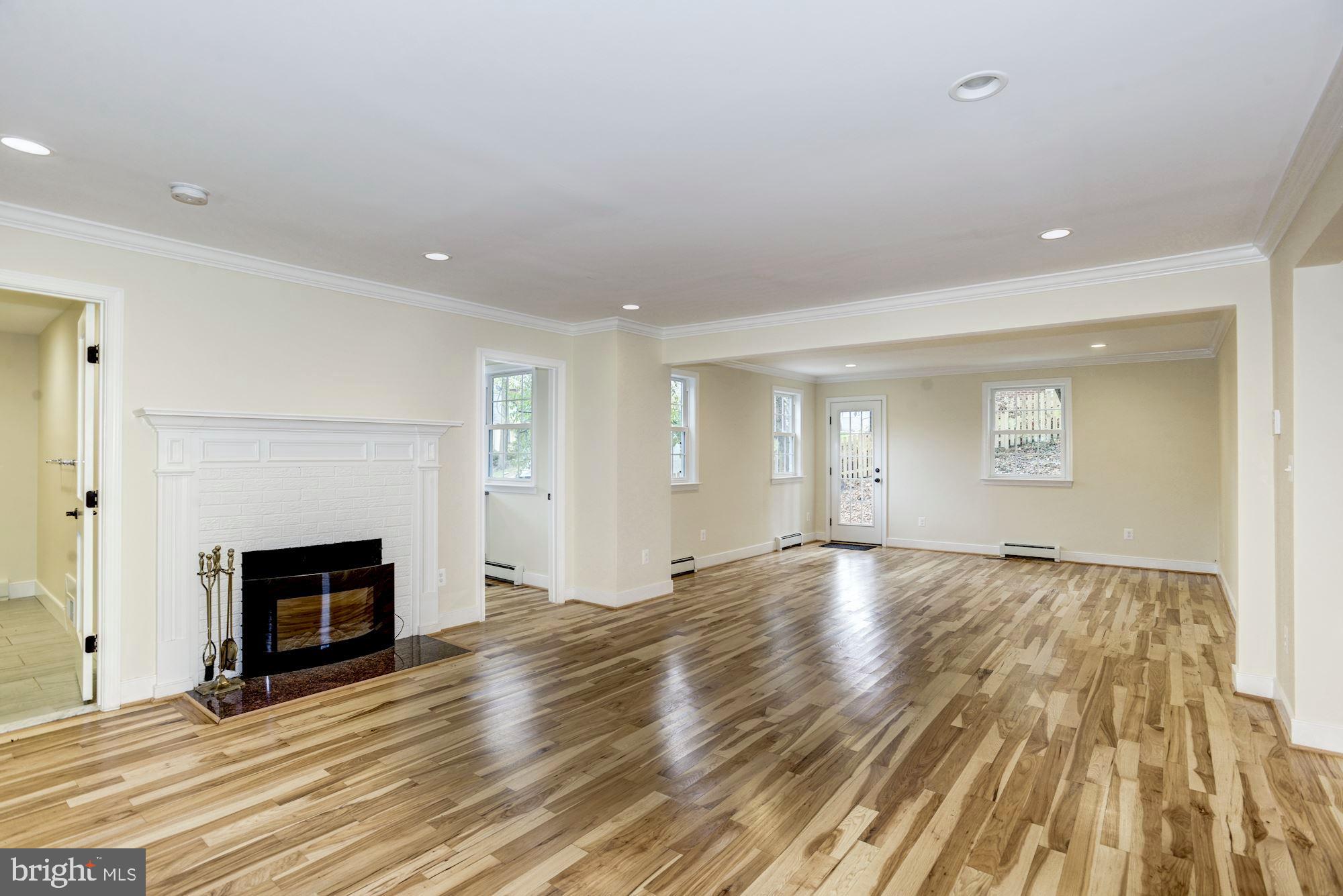 CLAREMONT - Residential