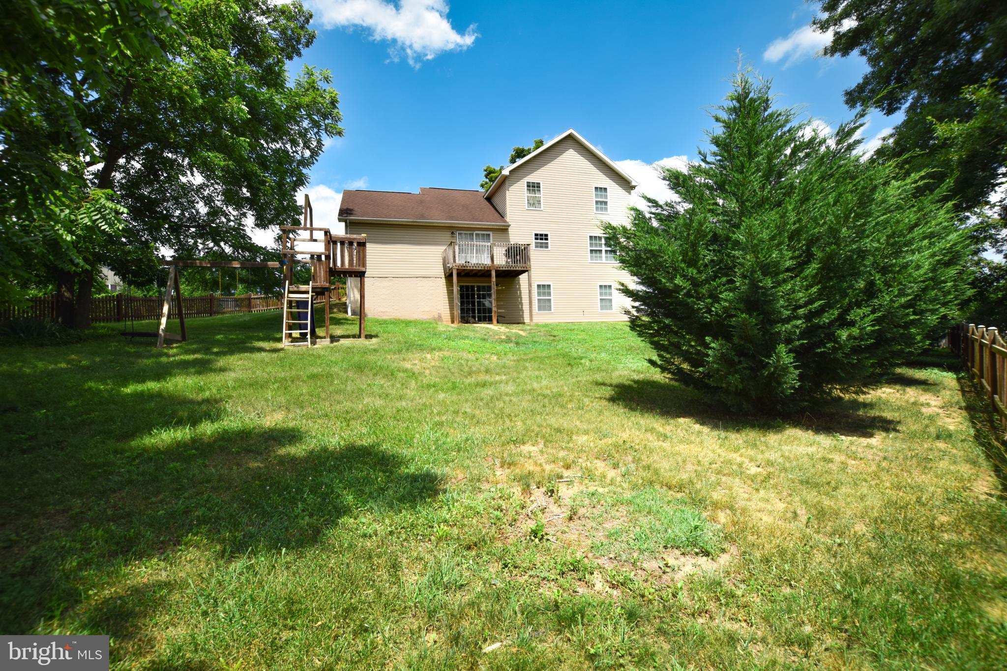 BRIAR RUN - Residential