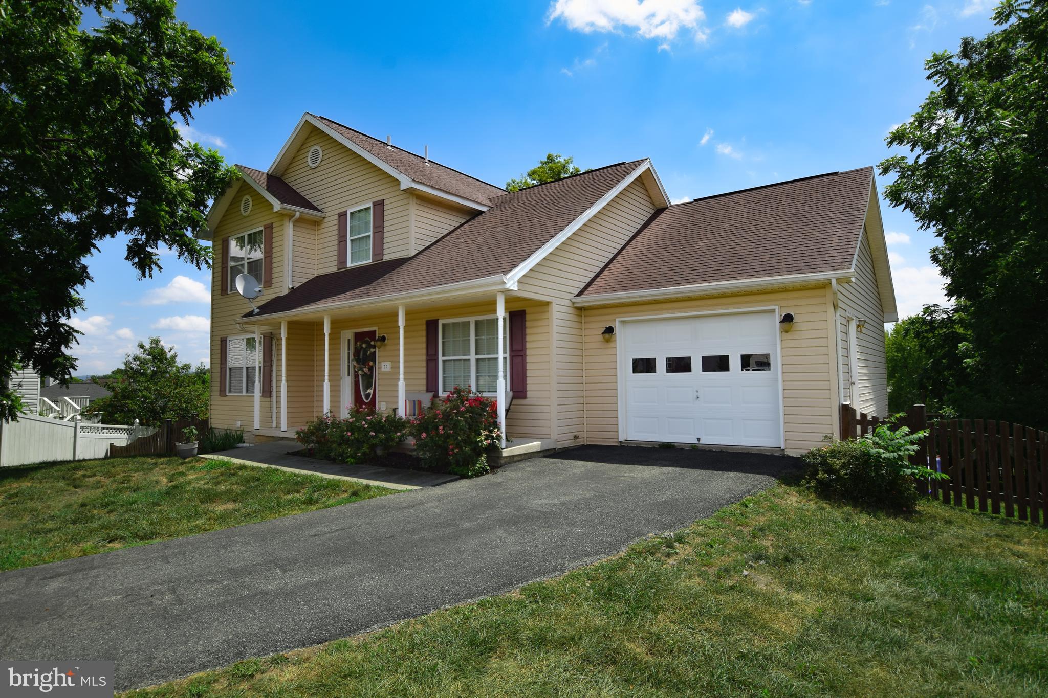 BRIAR RUN - Residential